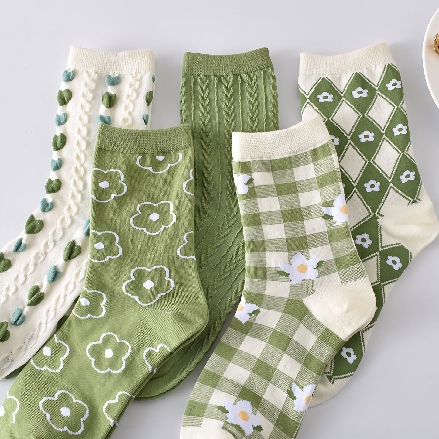 5-Pack Spring/Autumn Green Floral Crew Socks for Women