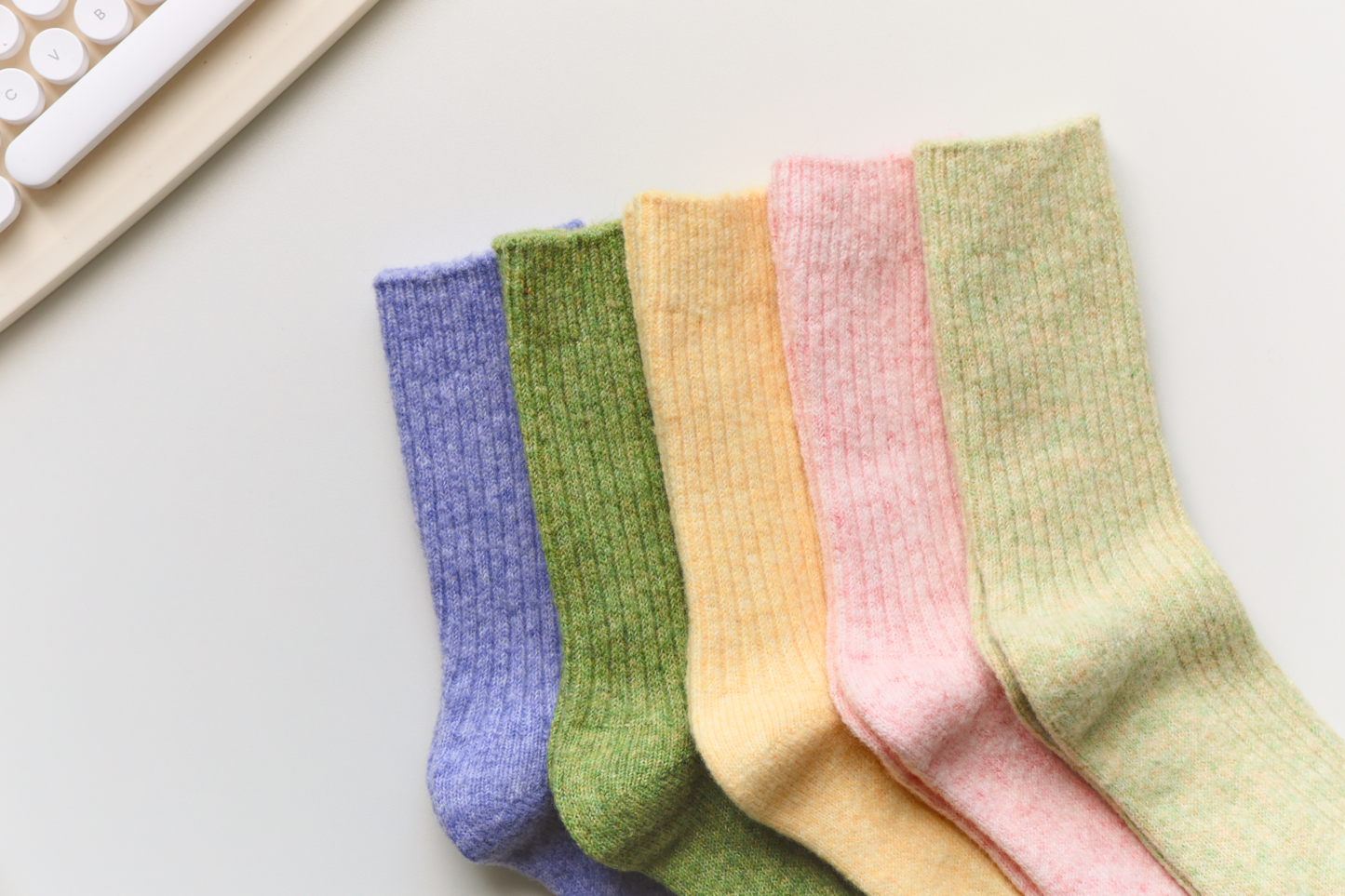 2-Pack Warm Cashmere & Wool Blend Socks – Solid Colours for Winter