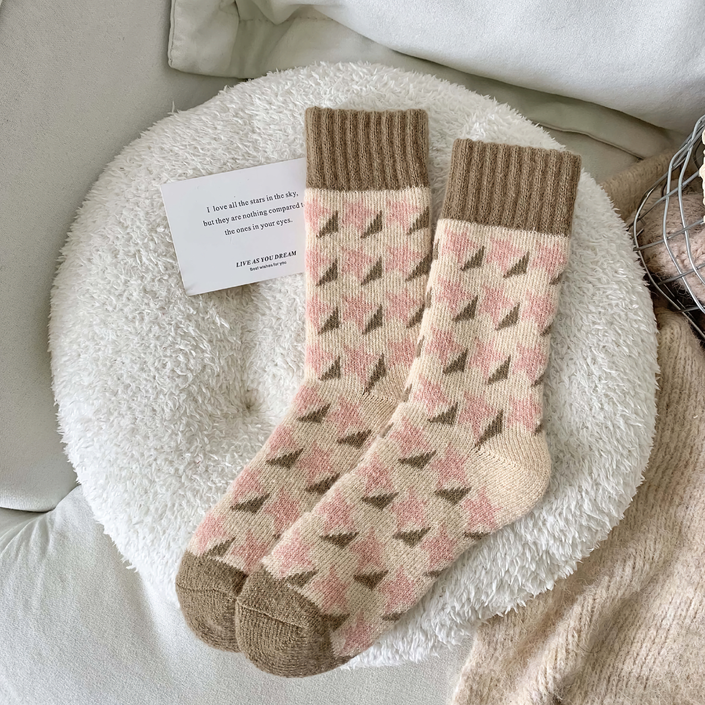 2-Pack Women's Thick Wool Socks for Winter - Cozy Pink Warmth