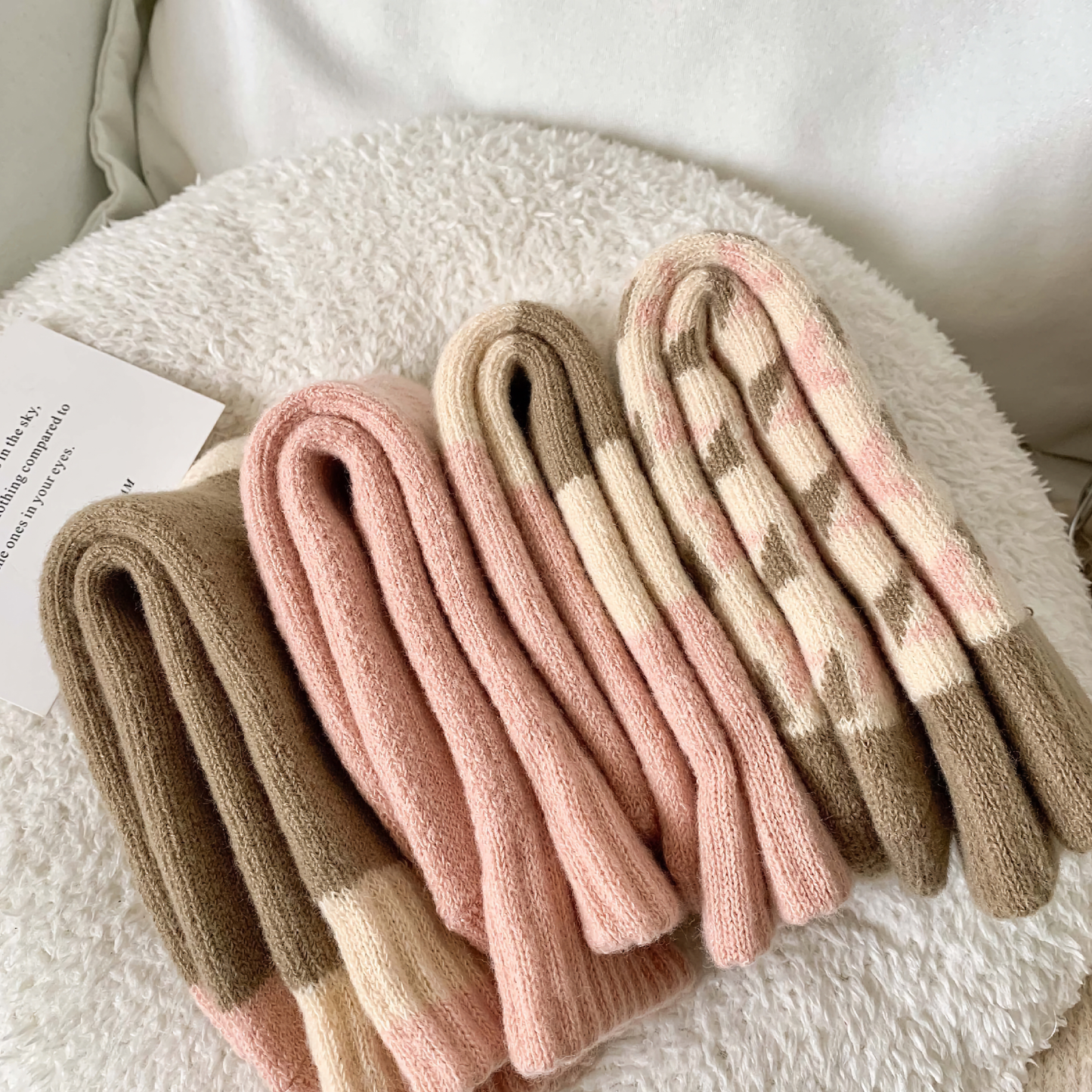 2-Pack Women's Thick Wool Socks for Winter - Cozy Pink Warmth