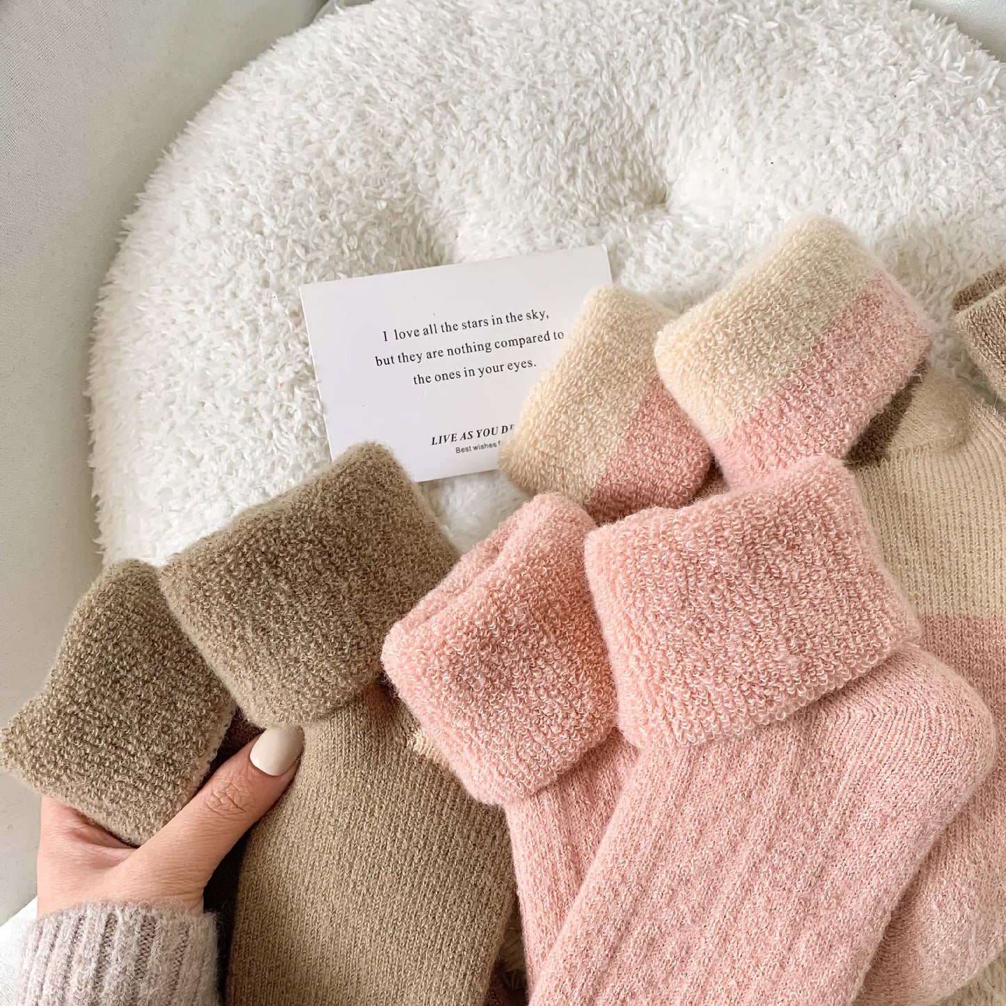2-Pack Women's Thick Wool Socks for Winter - Cozy Pink Warmth