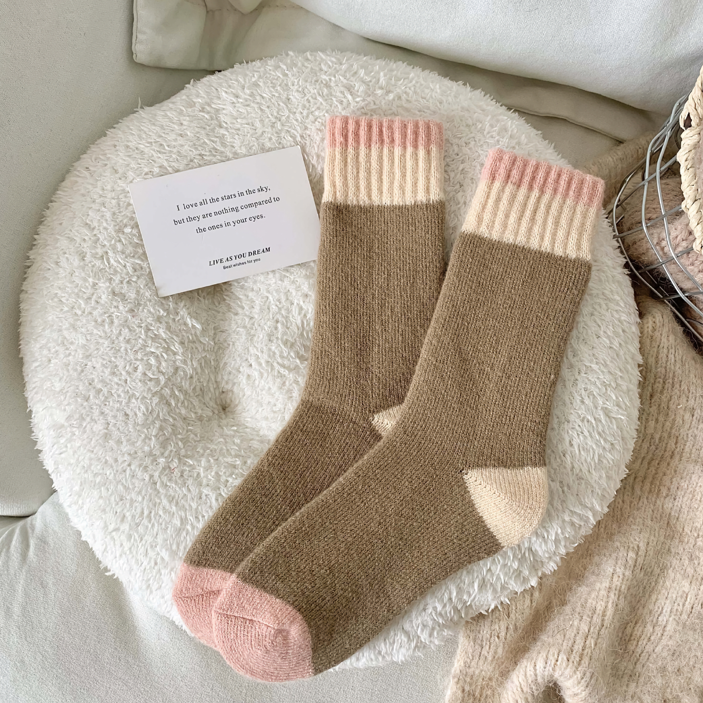 2-Pack Women's Thick Wool Socks for Winter - Cozy Pink Warmth