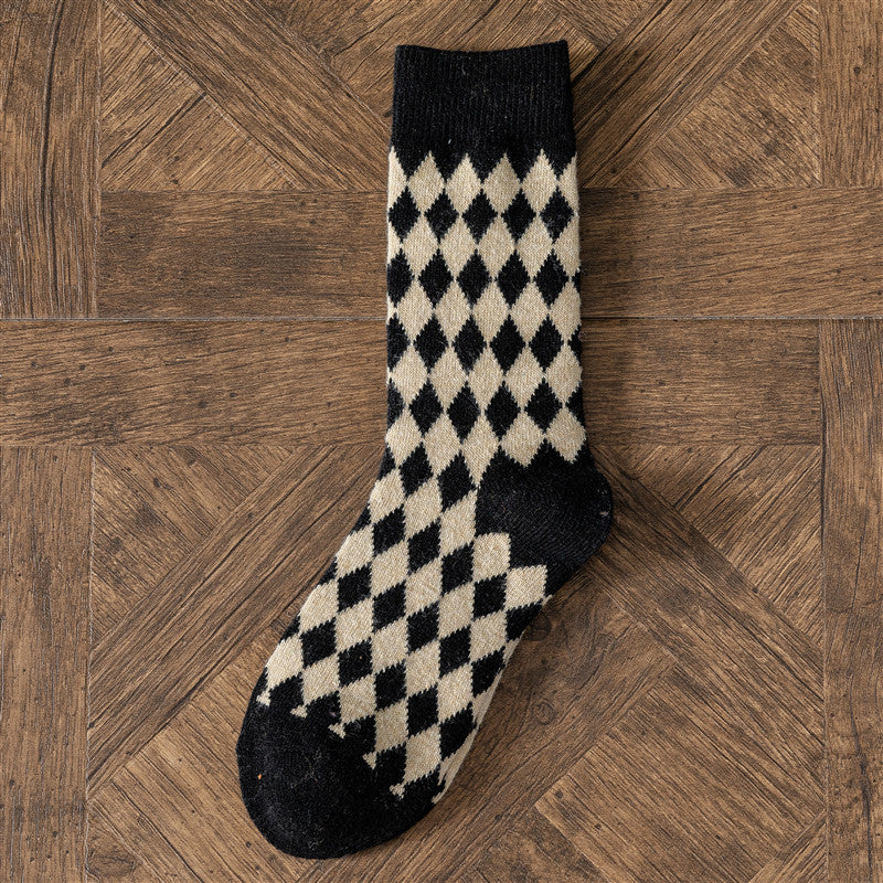 2-Pack Vintage Socks: Cozy Knitted Wool Crew Comfort for Women