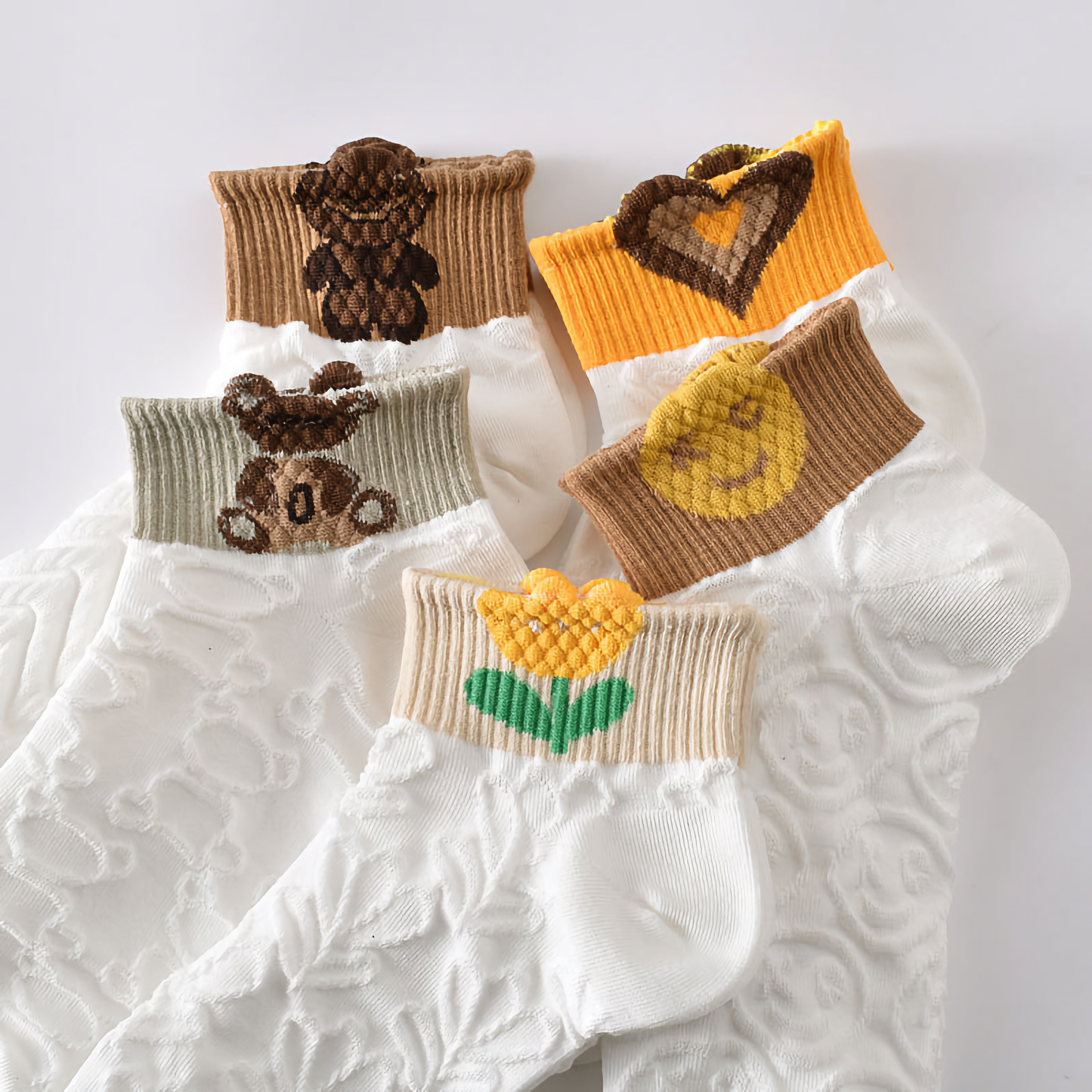 5-Pack Cute Pattern Ankle Socks: Soft Knitted Cotton Low-Cut Elegance