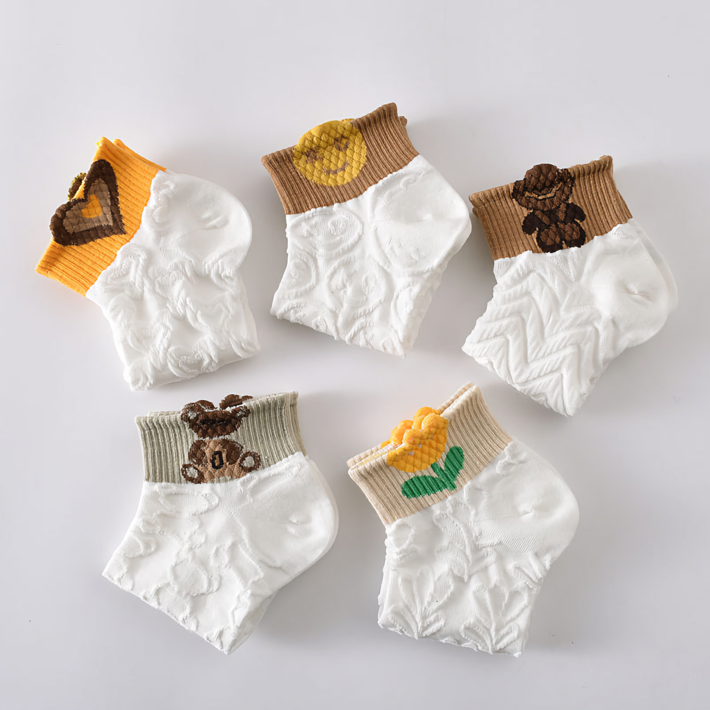 5-Pack Cute Pattern Ankle Socks: Soft Knitted Cotton Low-Cut Elegance