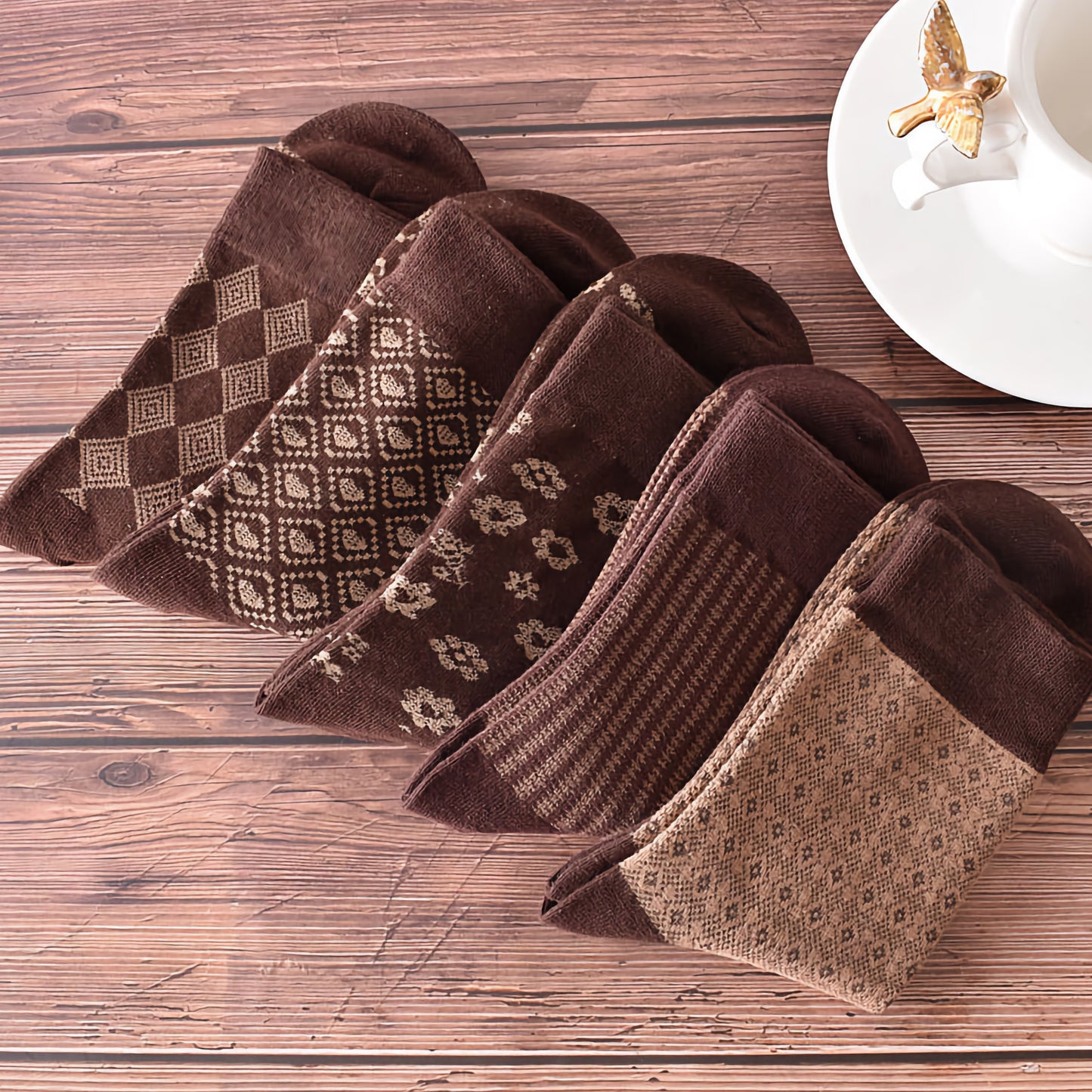5-Pack Retro Fall/Winter Coffee Brown Cotton Socks for Women