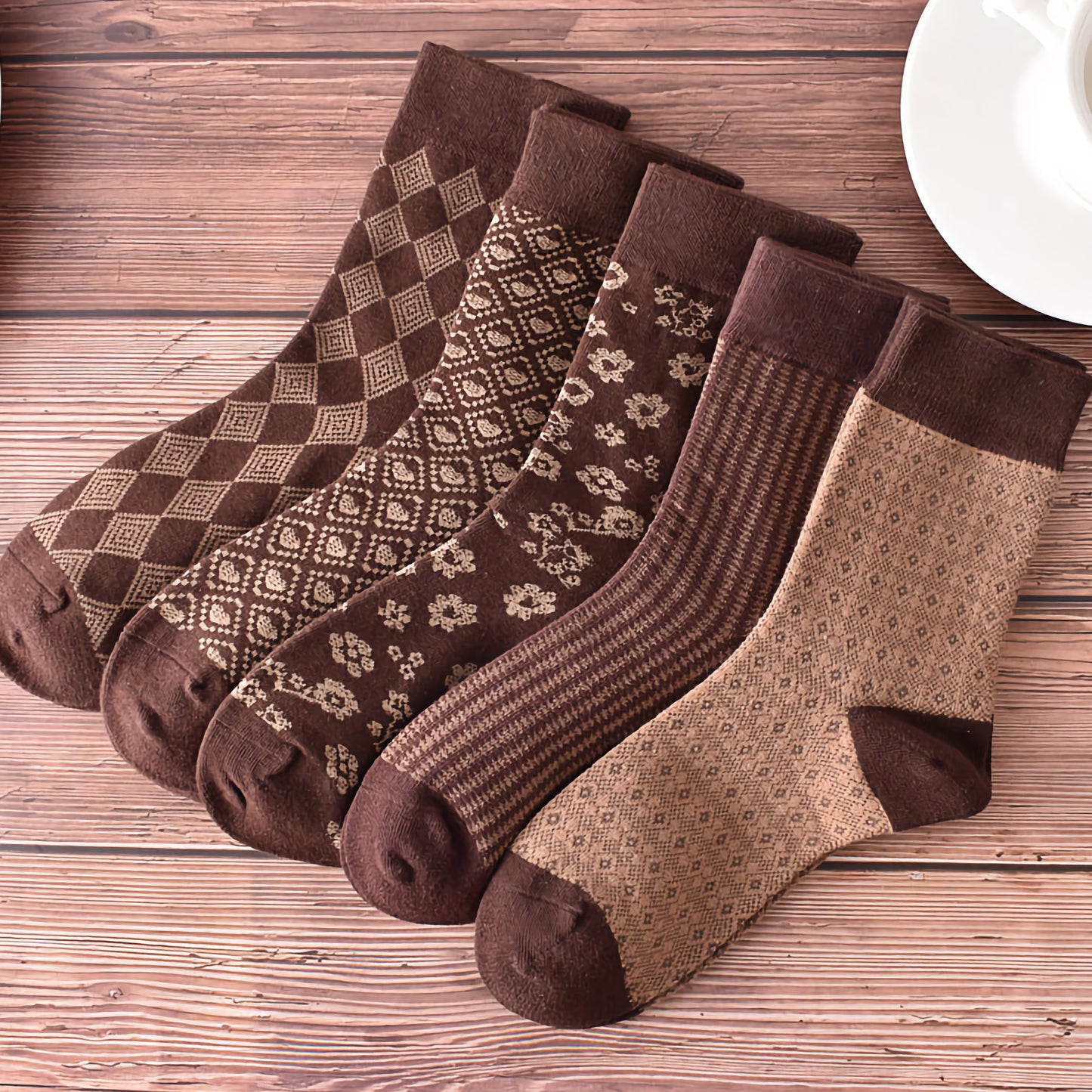 5-Pack Retro Fall/Winter Coffee Brown Cotton Socks for Women