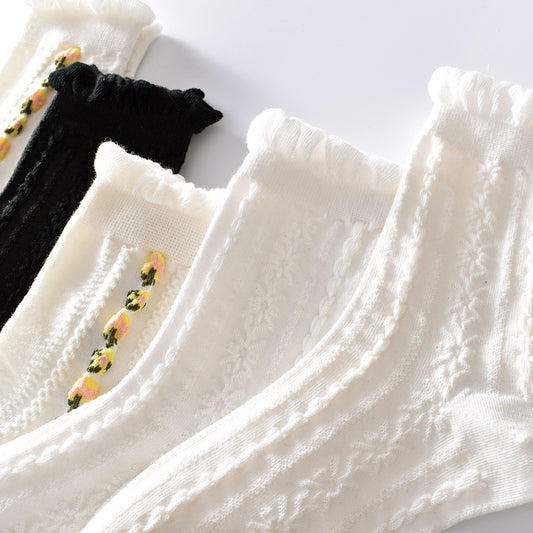 2-Pack Black and White Cotton Socks: Elegant Floral Patterns for Sophisticated Style