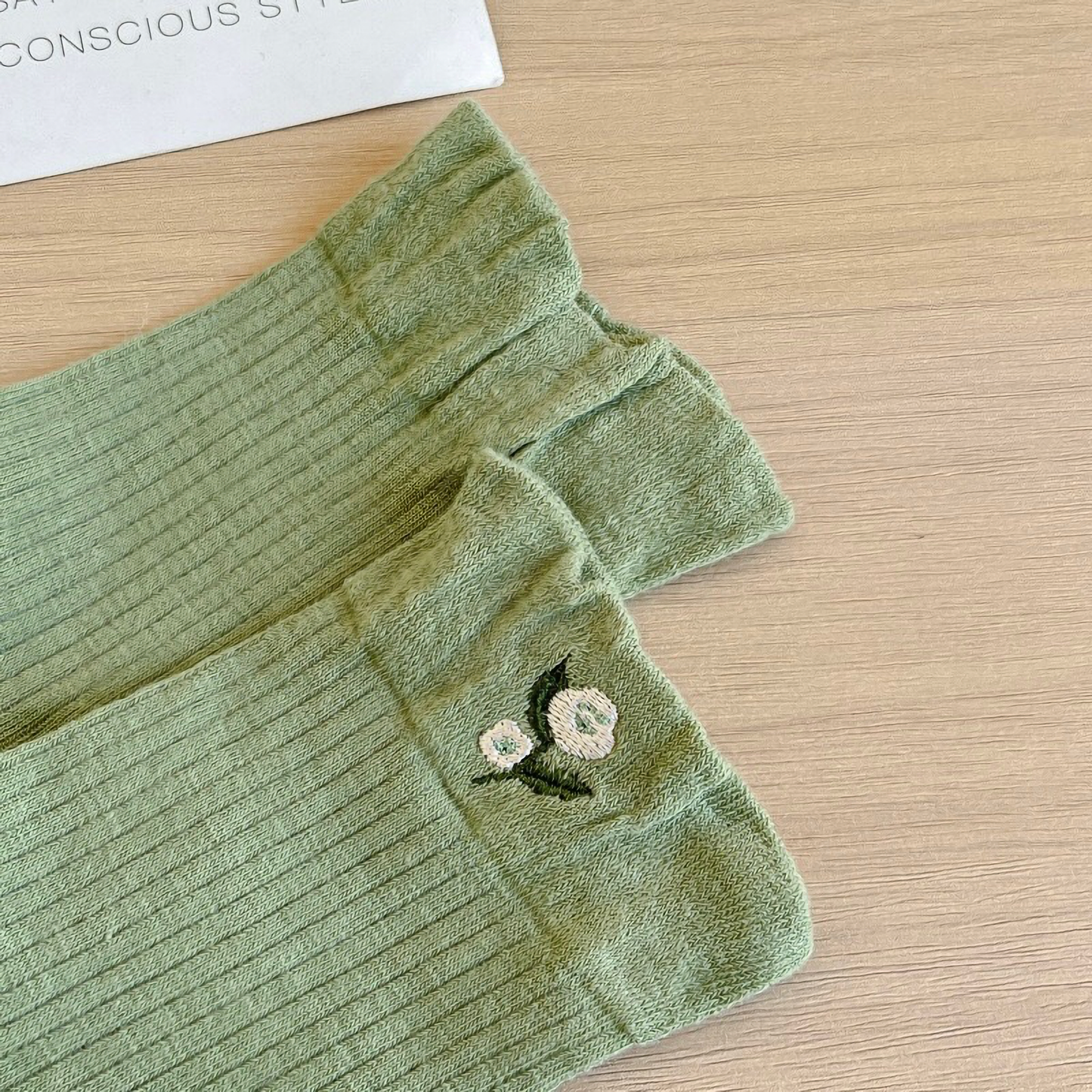 2-Pack Thin Solid Color Women's Socks with Floral Embroidery