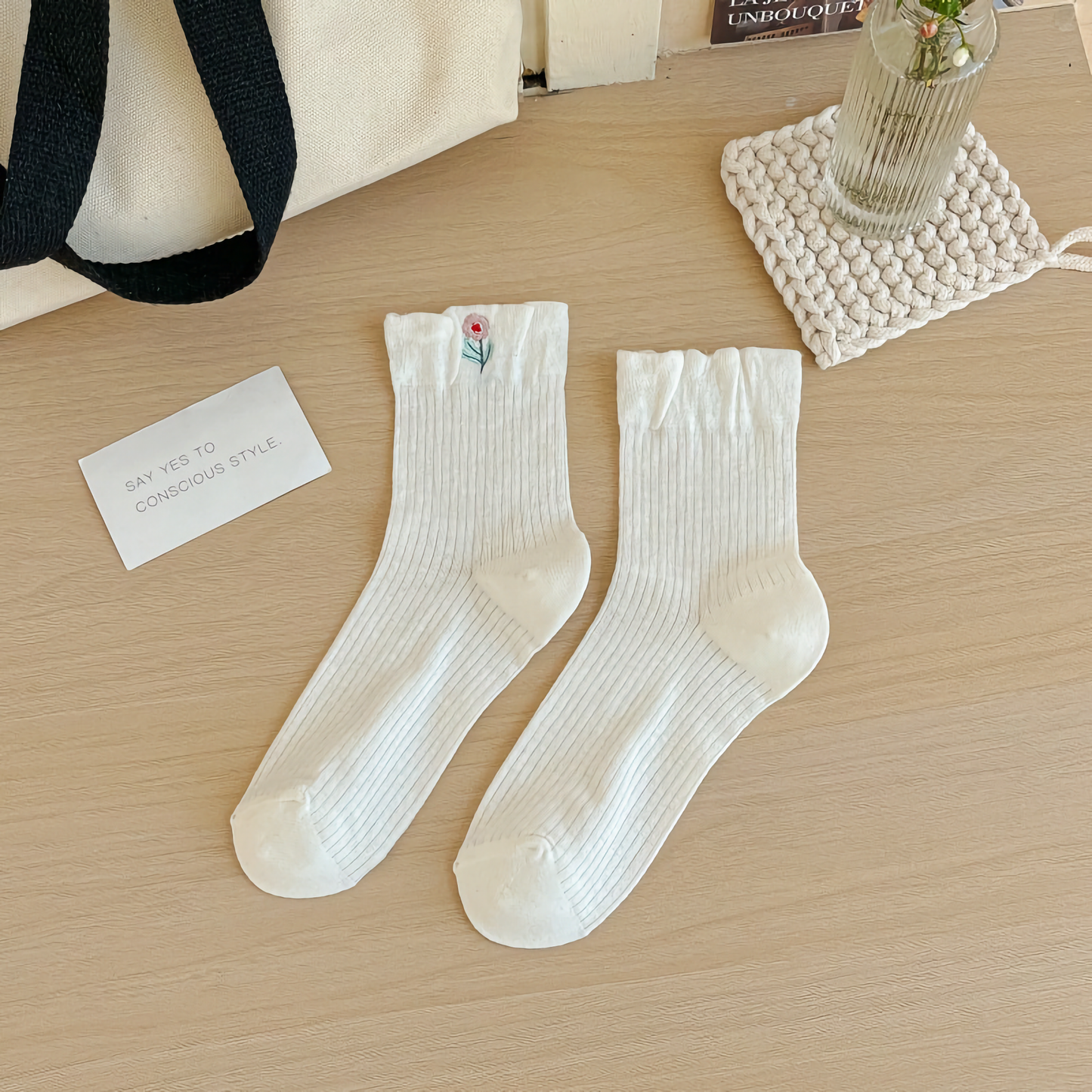 2-Pack Thin Solid Color Women's Socks with Floral Embroidery