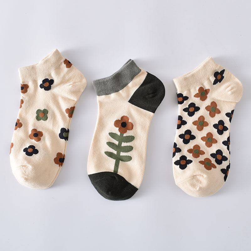5-Pack Floral Ankle Socks: Knitted Cotton Low Cut Elegance