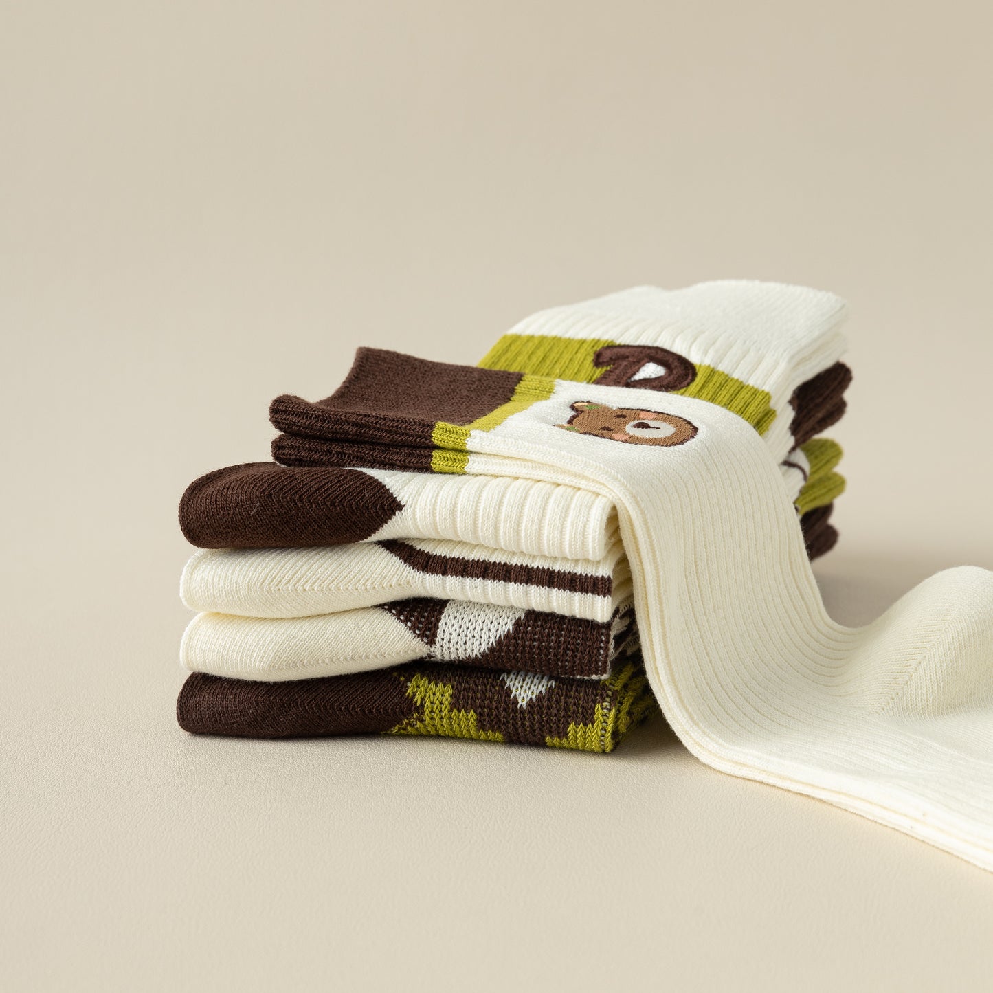 2-Pack Green Cotton Women's Socks - Stylish Minimalist Design for Everyday Wear