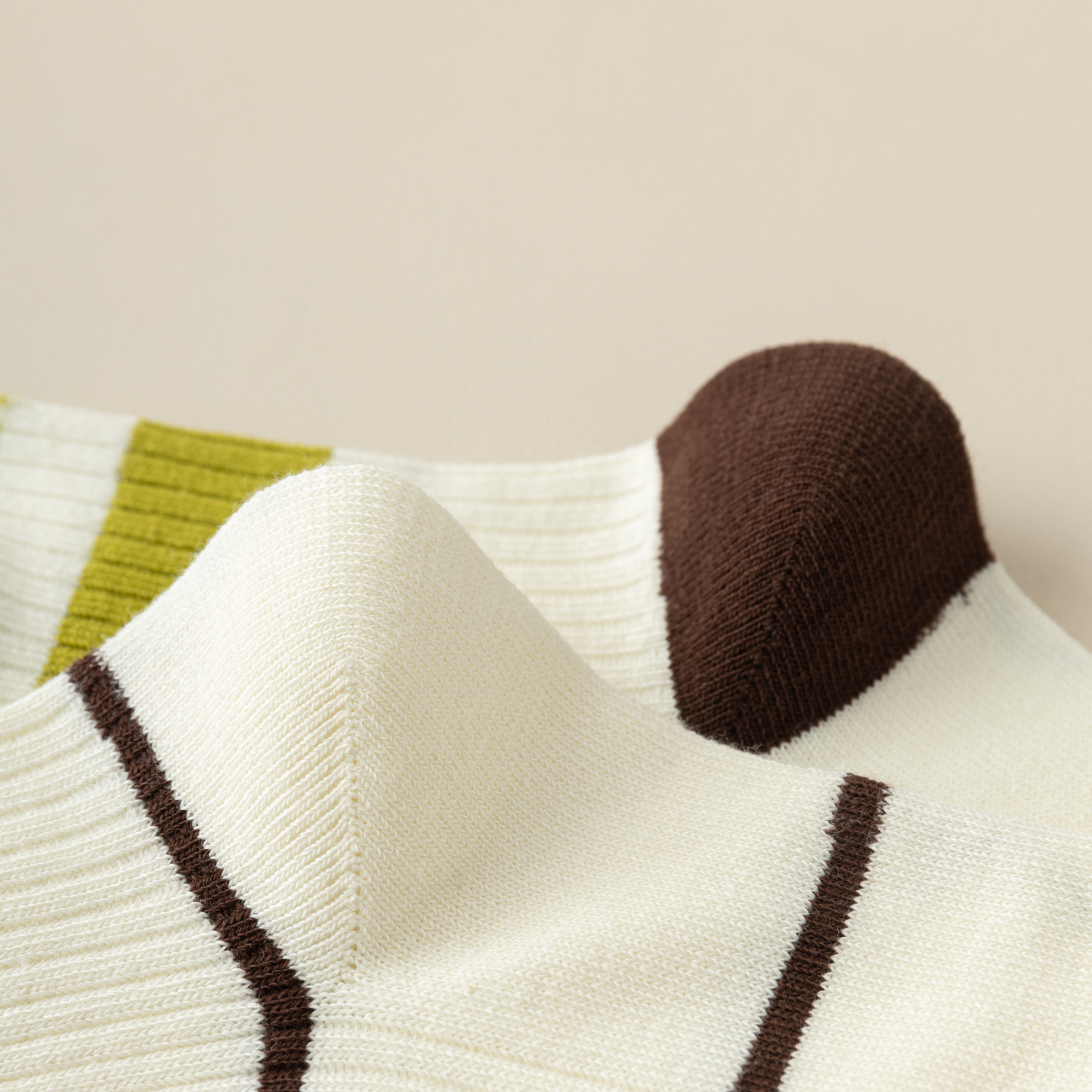 2-Pack Green Cotton Women's Socks - Stylish Minimalist Design for Everyday Wear