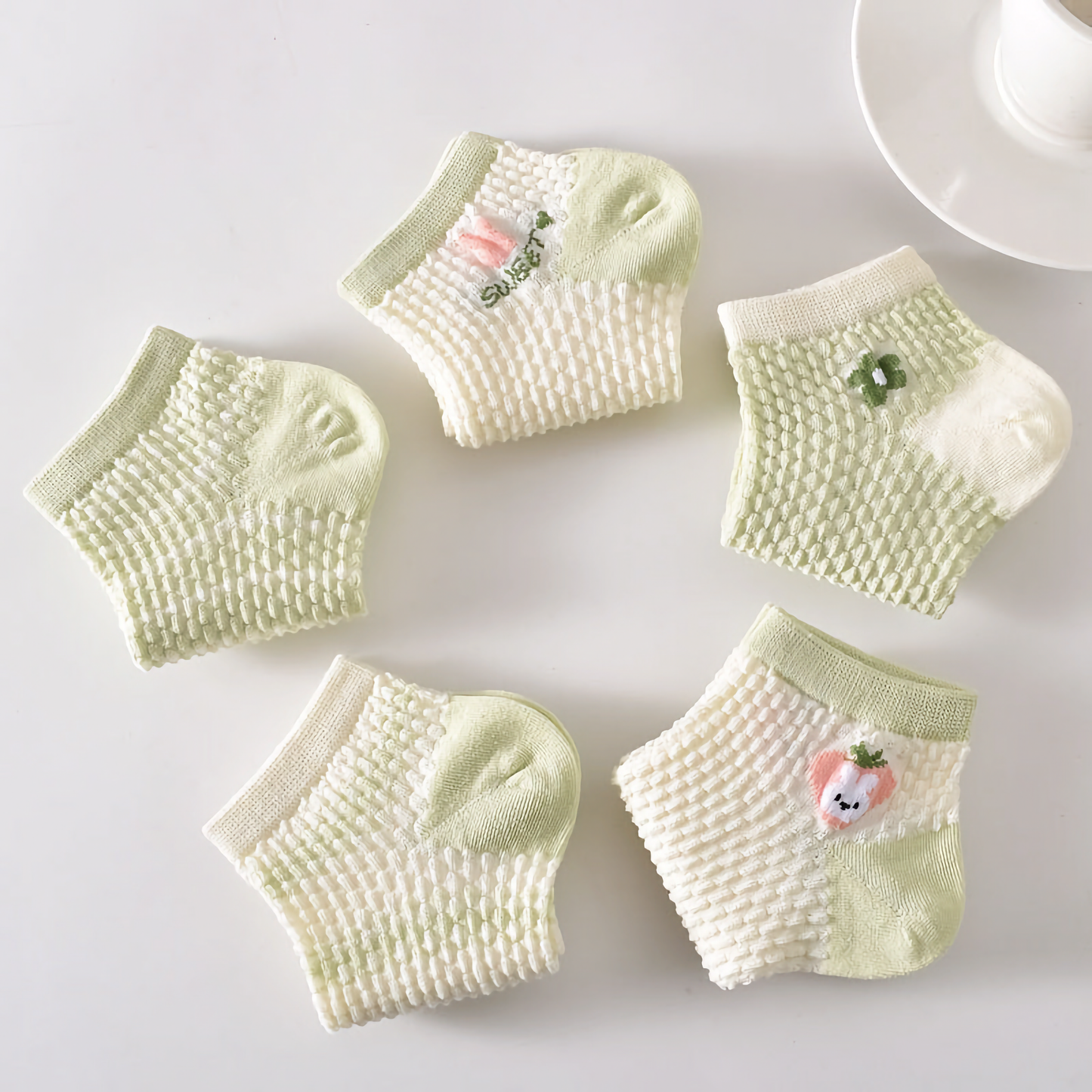 5-Pack Spring/Summer Green Ankle Socks with Rabbit Pattern