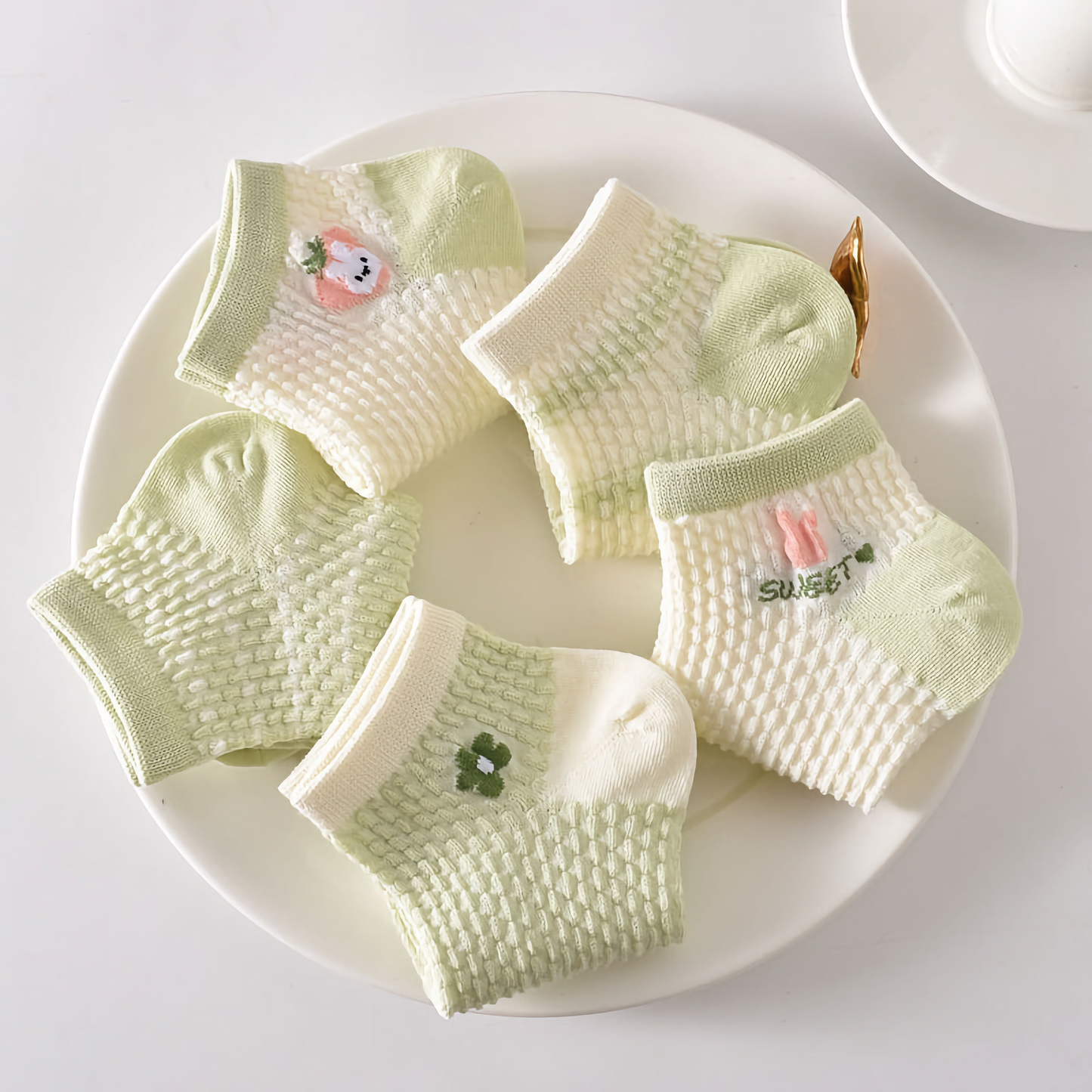 5-Pack Spring/Summer Green Ankle Socks with Rabbit Pattern