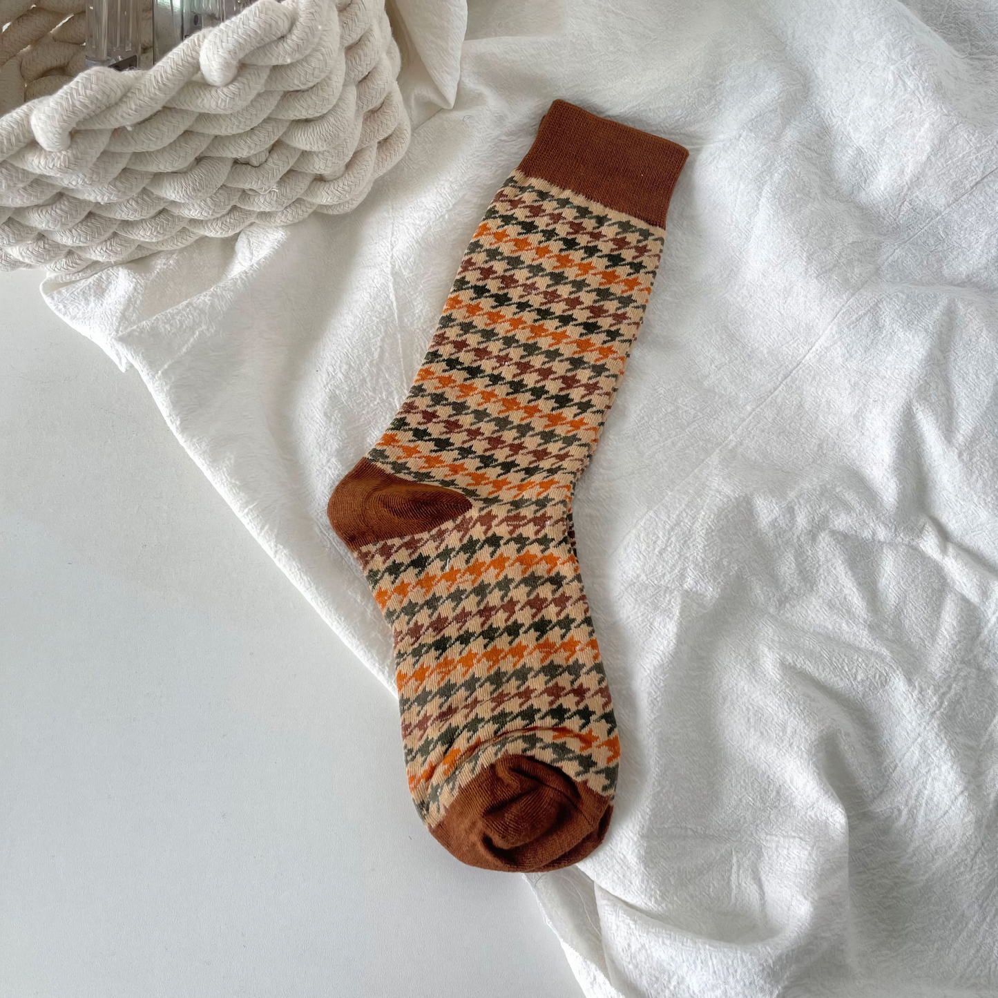 2-Pack Retro Houndstooth Cotton Socks: Perfect for Women's Autumn/Winter Wear