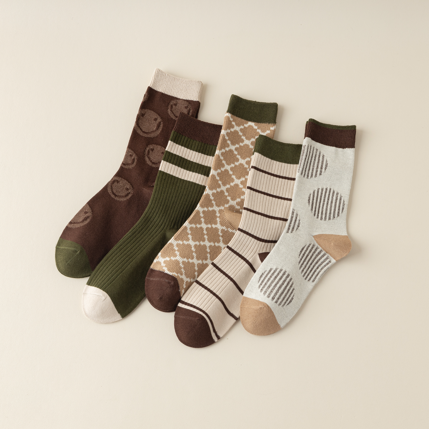 2-Pack Versatile Retro Green Coffee Cotton Socks for Women: Striped Design with Smiley Faces – Soft & Stylish