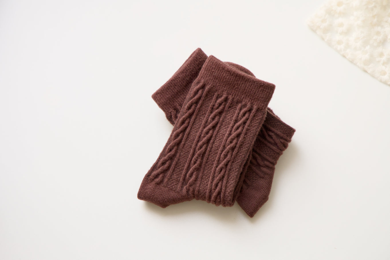 2-Pack Retro Warm Twist Socks - Solid Color Knitted Wool Elegance