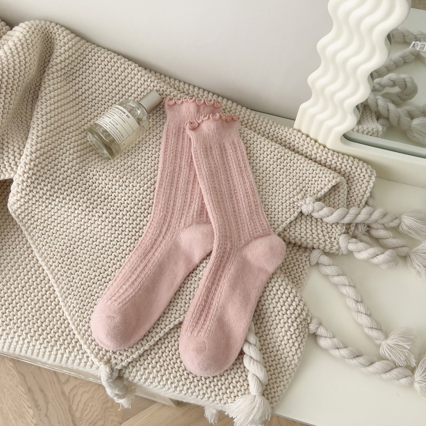 2-Pack Breathable Ruffle Socks: Warm Knitted Wool Crew Comfort