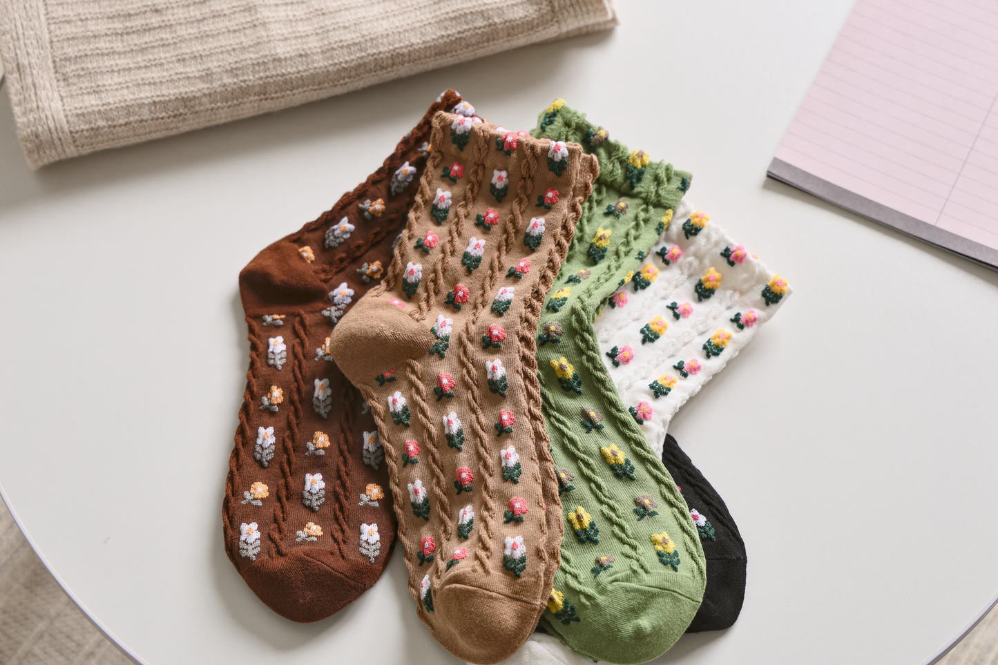 5-Pack Small Floral Socks: Soft Knitted Cotton Elegance for Women