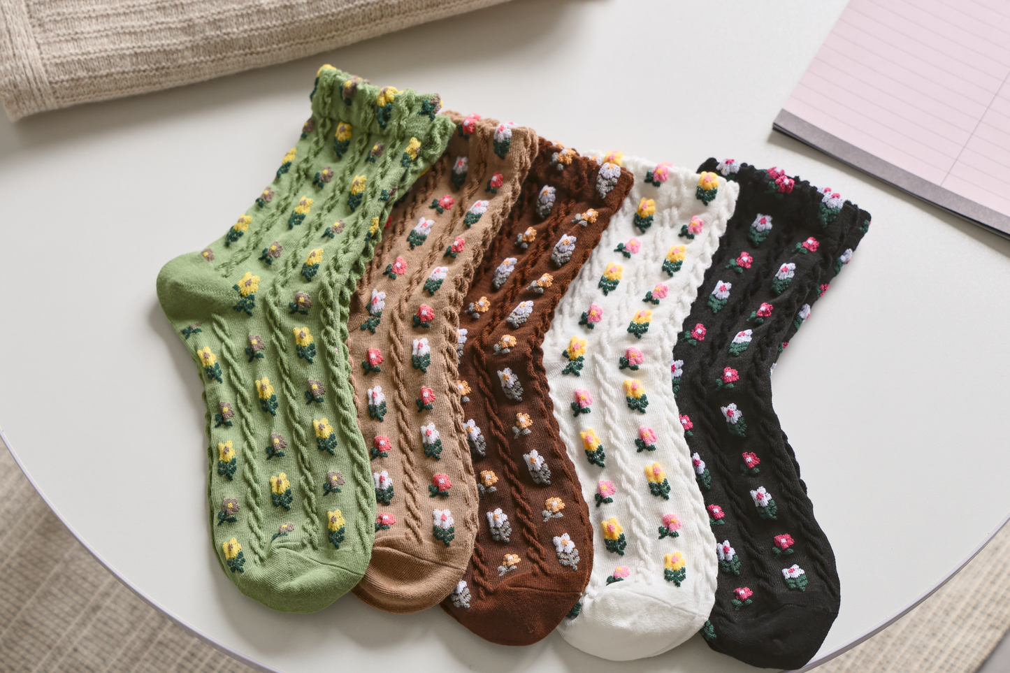 5-Pack Small Floral Socks: Soft Knitted Cotton Elegance for Women