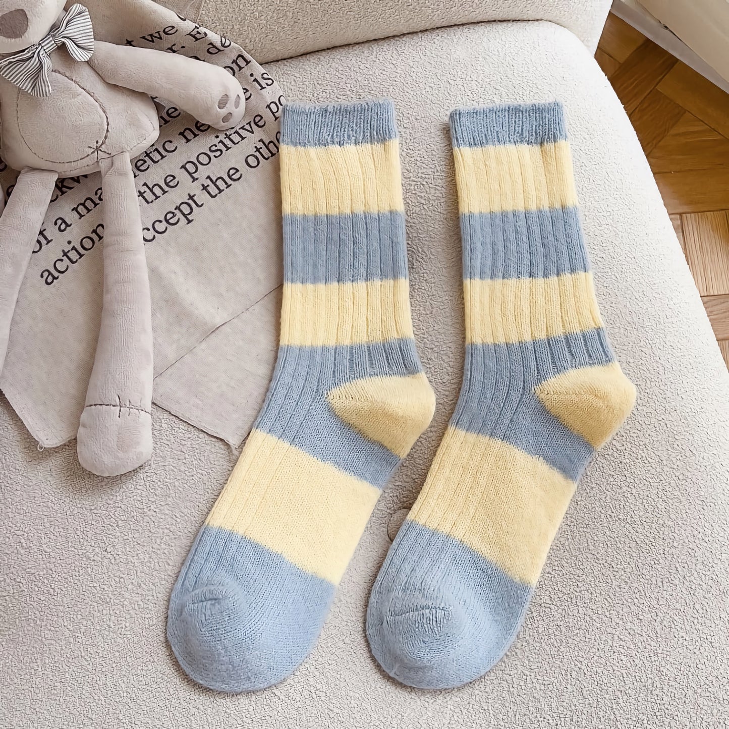 2-Pack Striped Warm Socks: Cozy Knitted Wool Crew Comfort