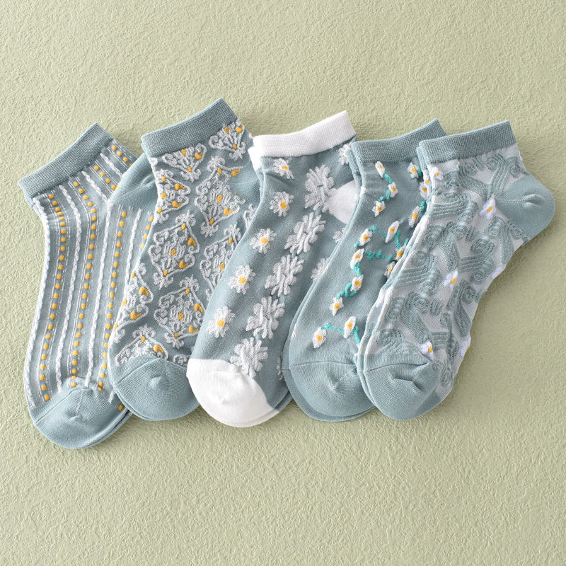 2-Pack Blue Floral Ankle Socks: Vintage Knitted Low Cut Elegance
