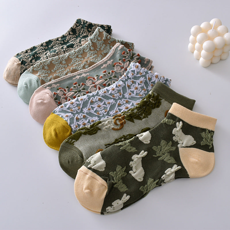 2-Pack Flower Ankle Socks: Vintage Knitted Low Cut Charm for Women