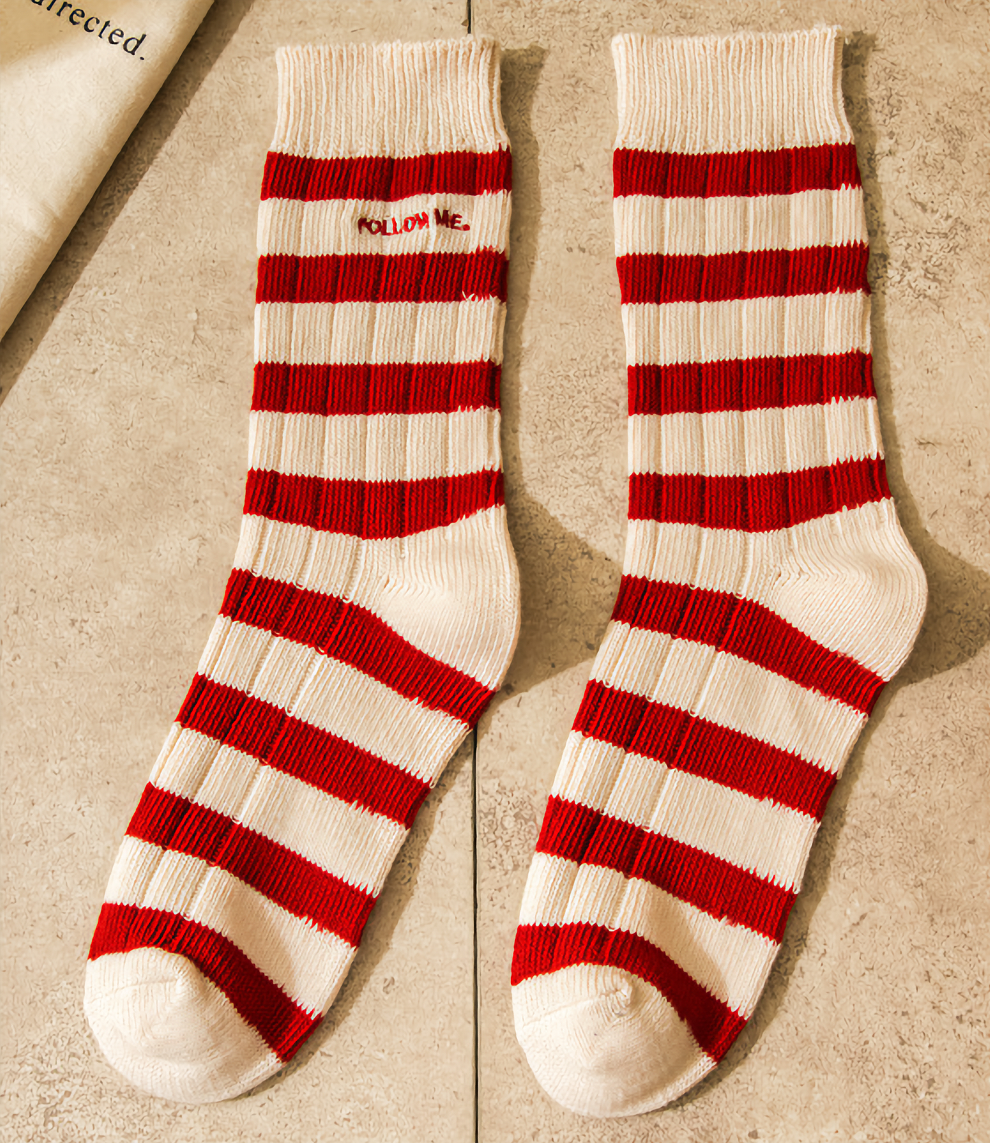2-Pack Unisex Vintage Stripes: Classic Striped Socks for Everyone