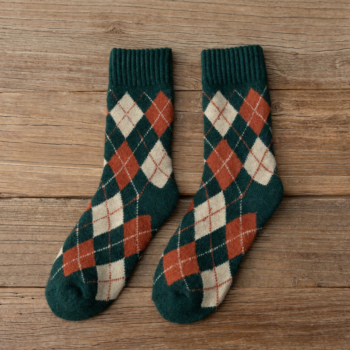 2-Pack Vintage Wool Socks: Knitted Cozy Crew Elegance for Women