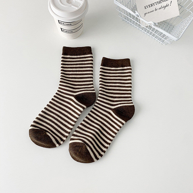 2-Pack Women's Zebra Stripe Socks: Knitted Cotton Crew Elegance