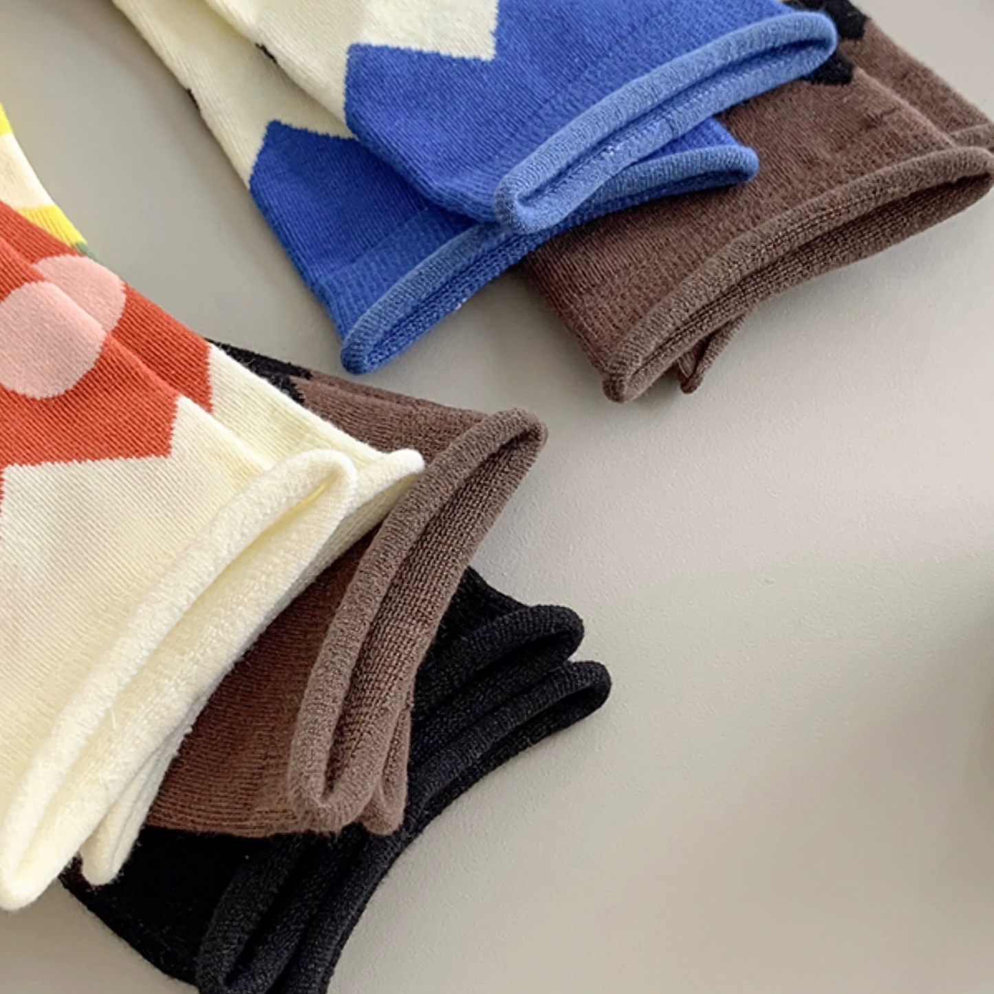 2-Pack All-Season Polka Dot Cotton Socks - Trendy Rolled Cuff Style