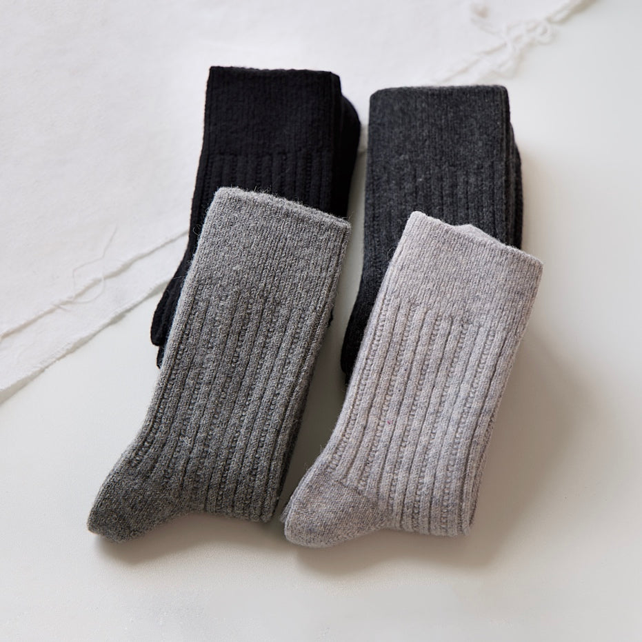 2-Pack Men’s Premium Ribbed Wool Socks – 90% Wool Winter Comfort