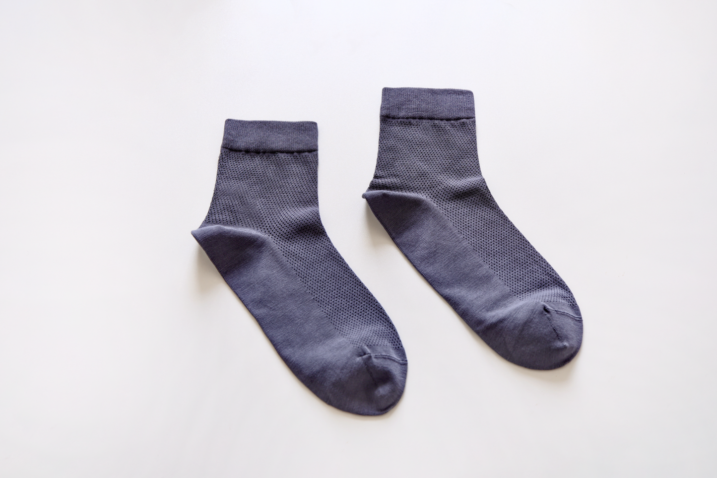2-Pack Men's Breathable Cotton Ankle Socks - Lightweight & Soft