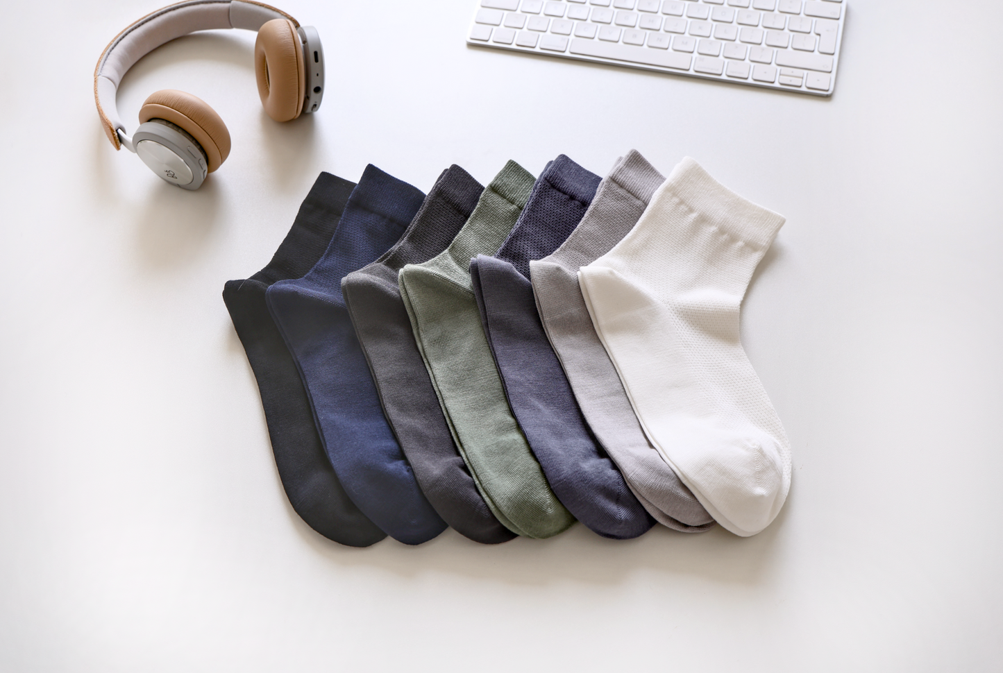 2-Pack Men's Breathable Cotton Ankle Socks - Lightweight & Soft