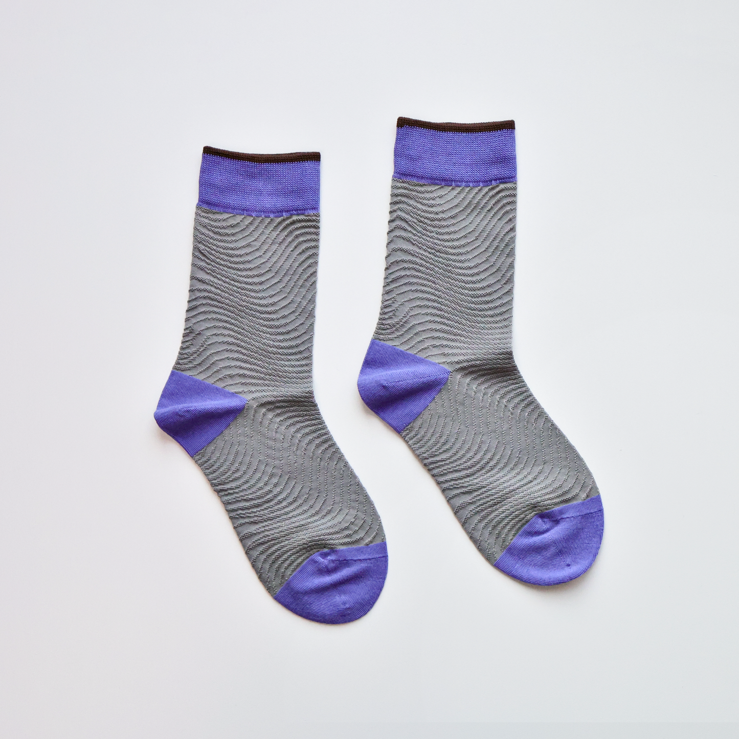 2-Pack Women’s Retro Colorblock Cotton Crew Socks – Soft & Stylish