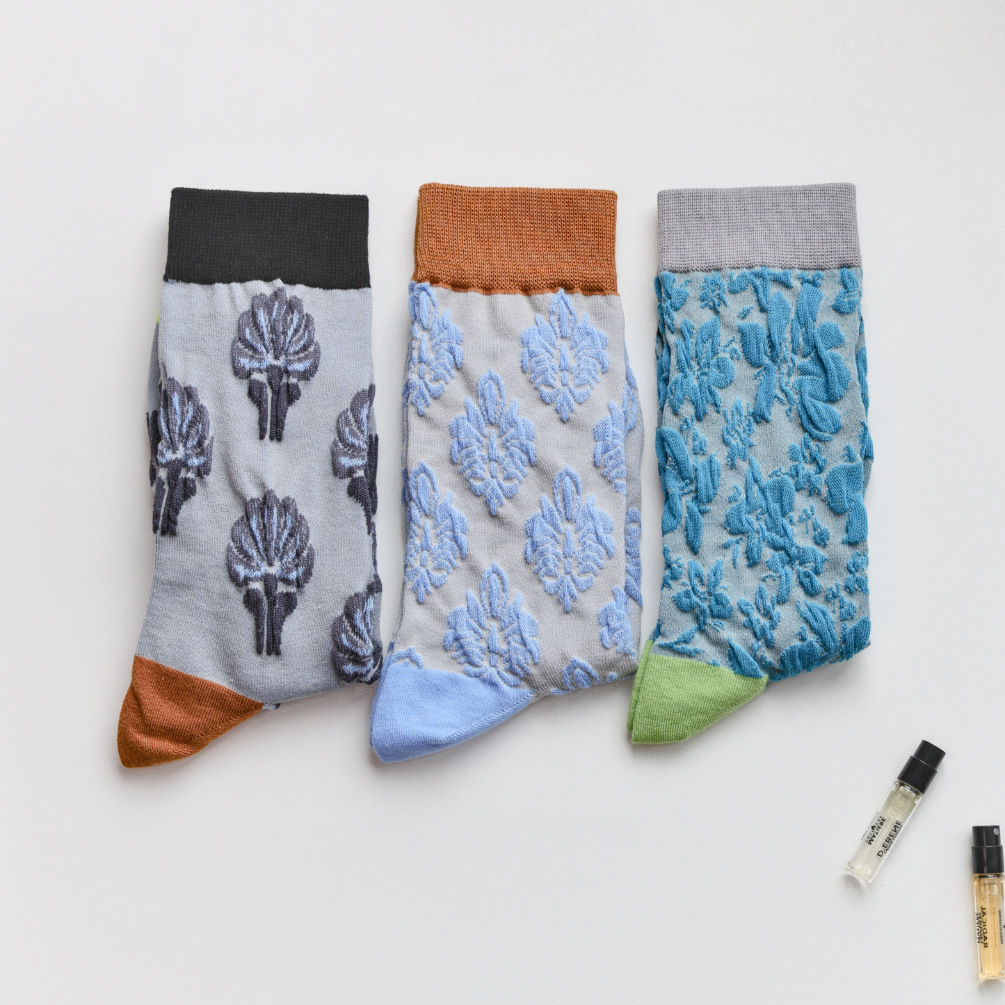 2-Pack Retro Floral Cotton Socks – Vintage Style Crew Socks Women