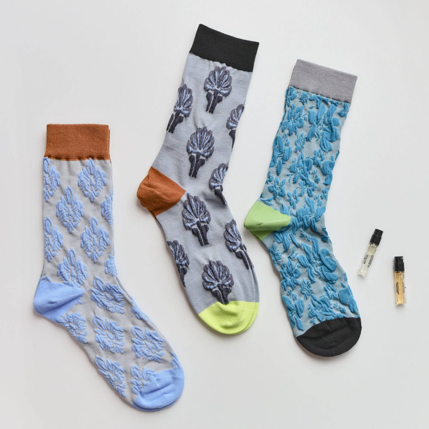 2-Pack Retro Floral Cotton Socks – Vintage Style Crew Socks Women