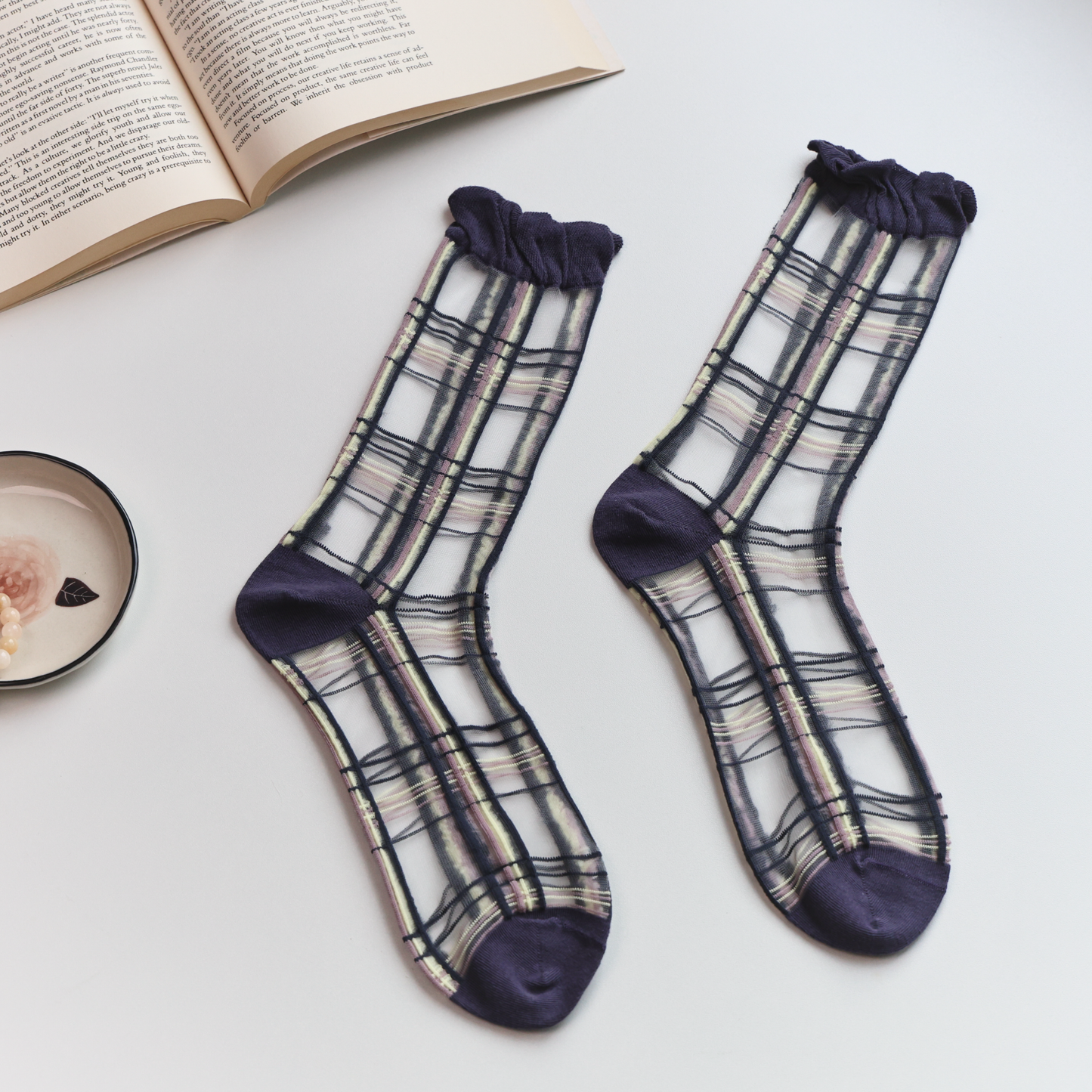 2-Pack Retro Sheer Socks for Women – Floral & Graphic Design