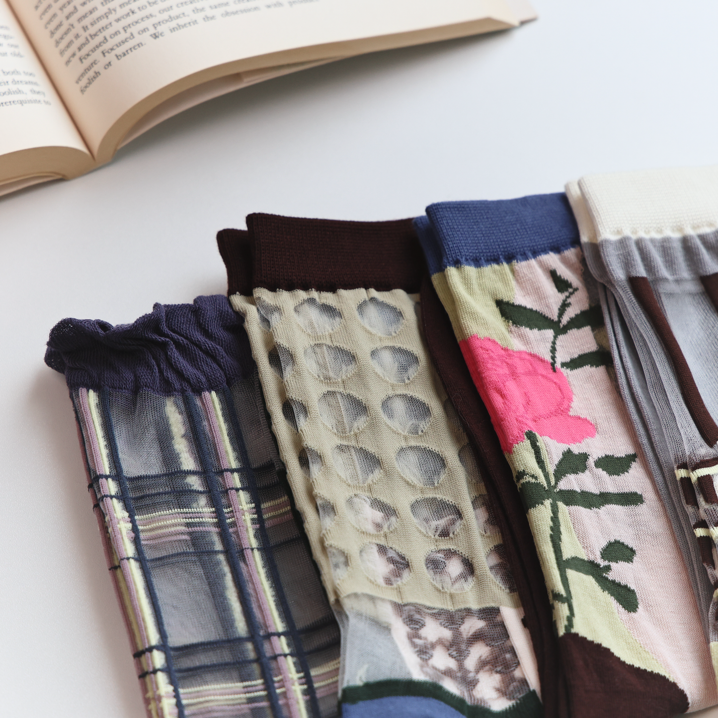 2-Pack Retro Sheer Socks for Women – Floral & Graphic Design