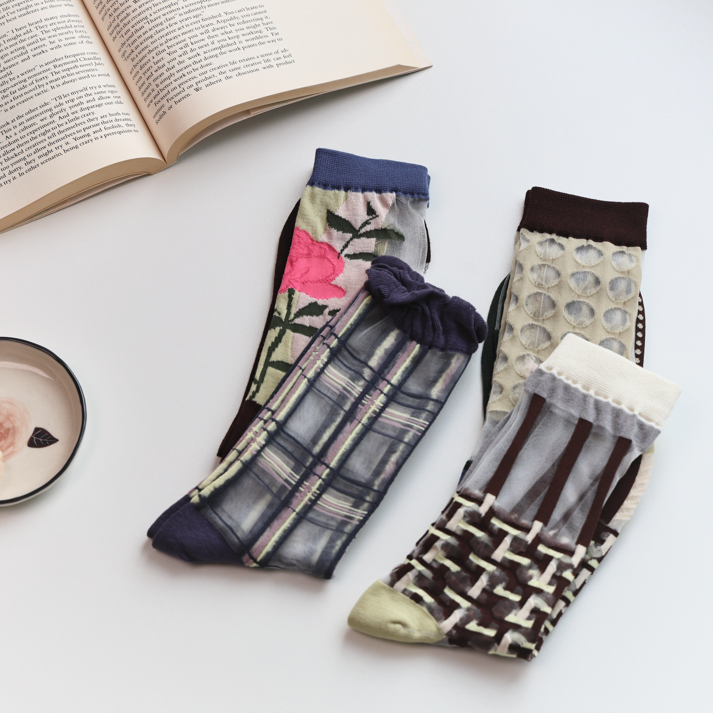 2-Pack Retro Sheer Socks for Women – Floral & Graphic Design