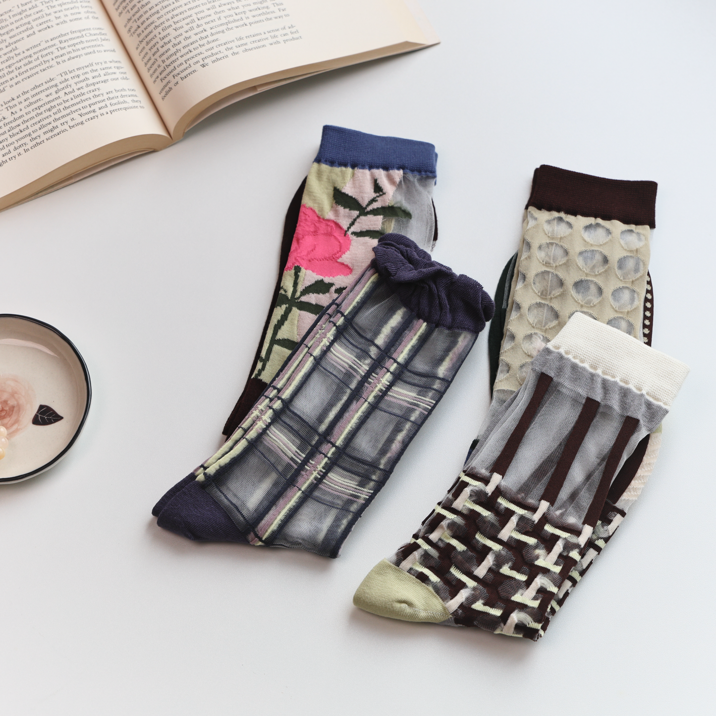 2-Pack Retro Sheer Socks for Women – Floral & Graphic Design