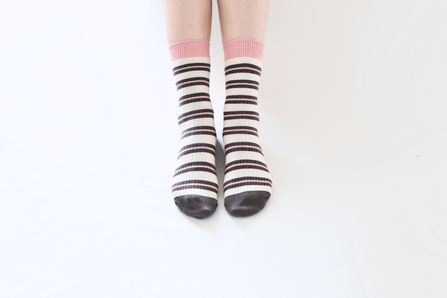 2-Pack Women's Retro Striped Cotton Socks - Soft & Breathable