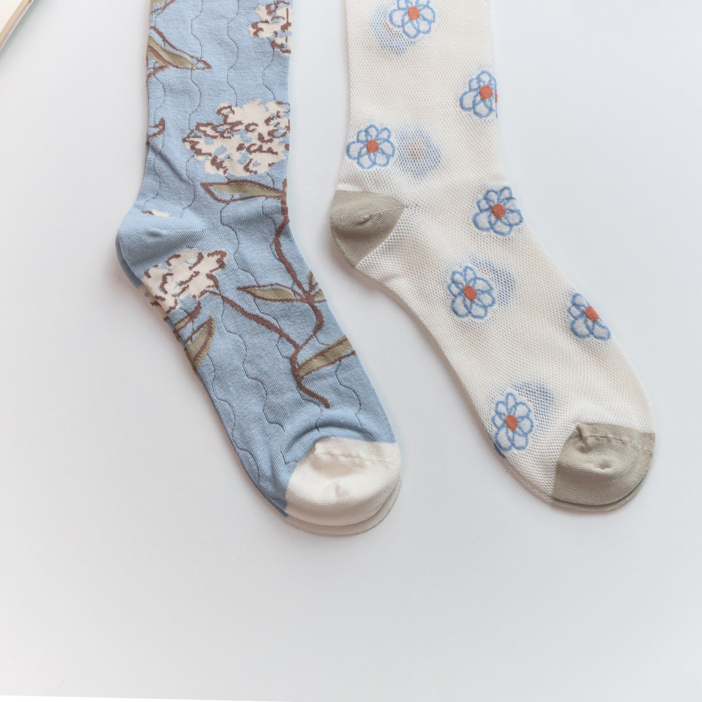 2-Pack Floral Sheer Socks for Women – Breathable Crew Style