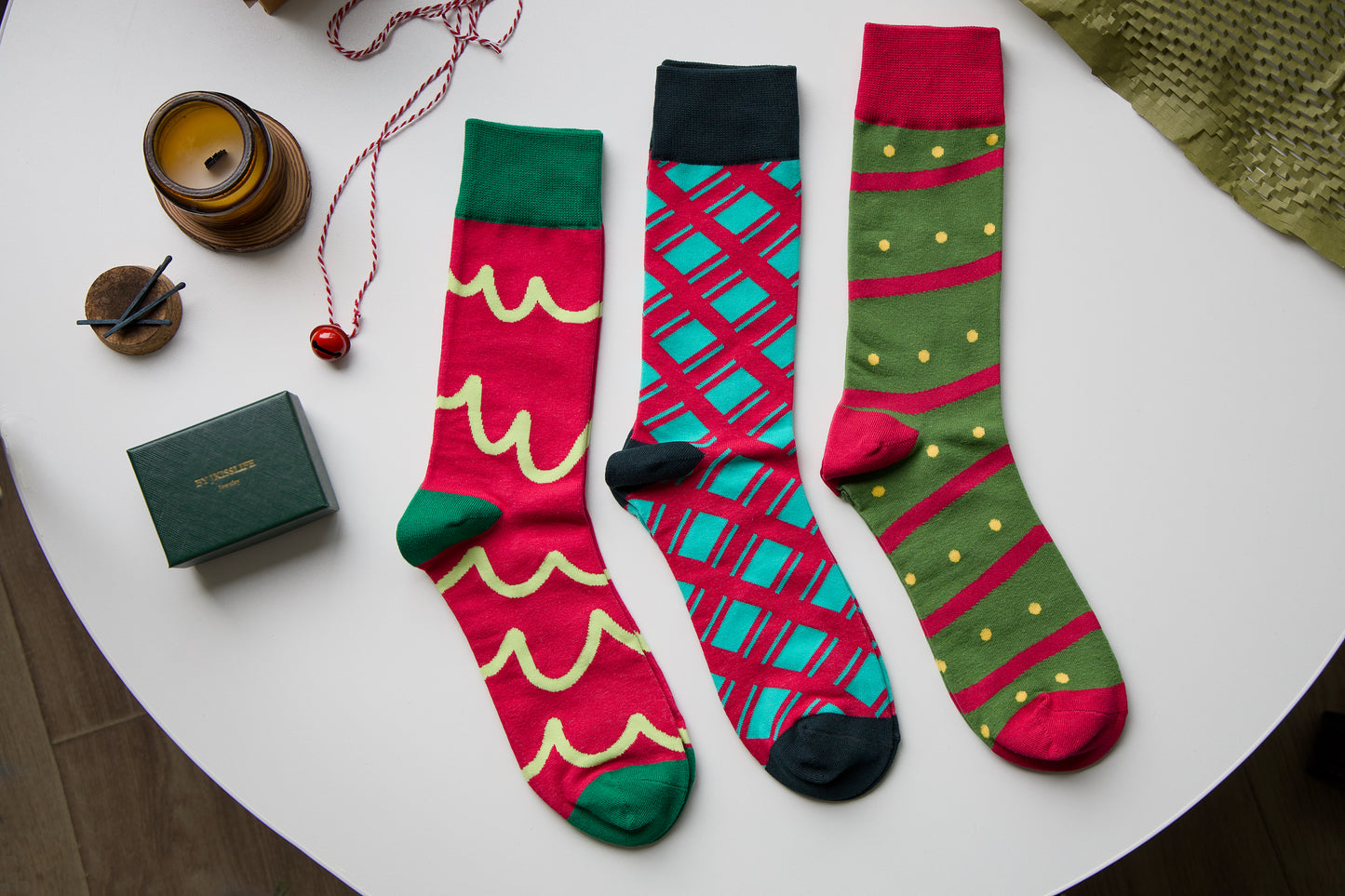 2-Pack Unisex Christmas Cotton Crew Socks – Festive Holiday Style