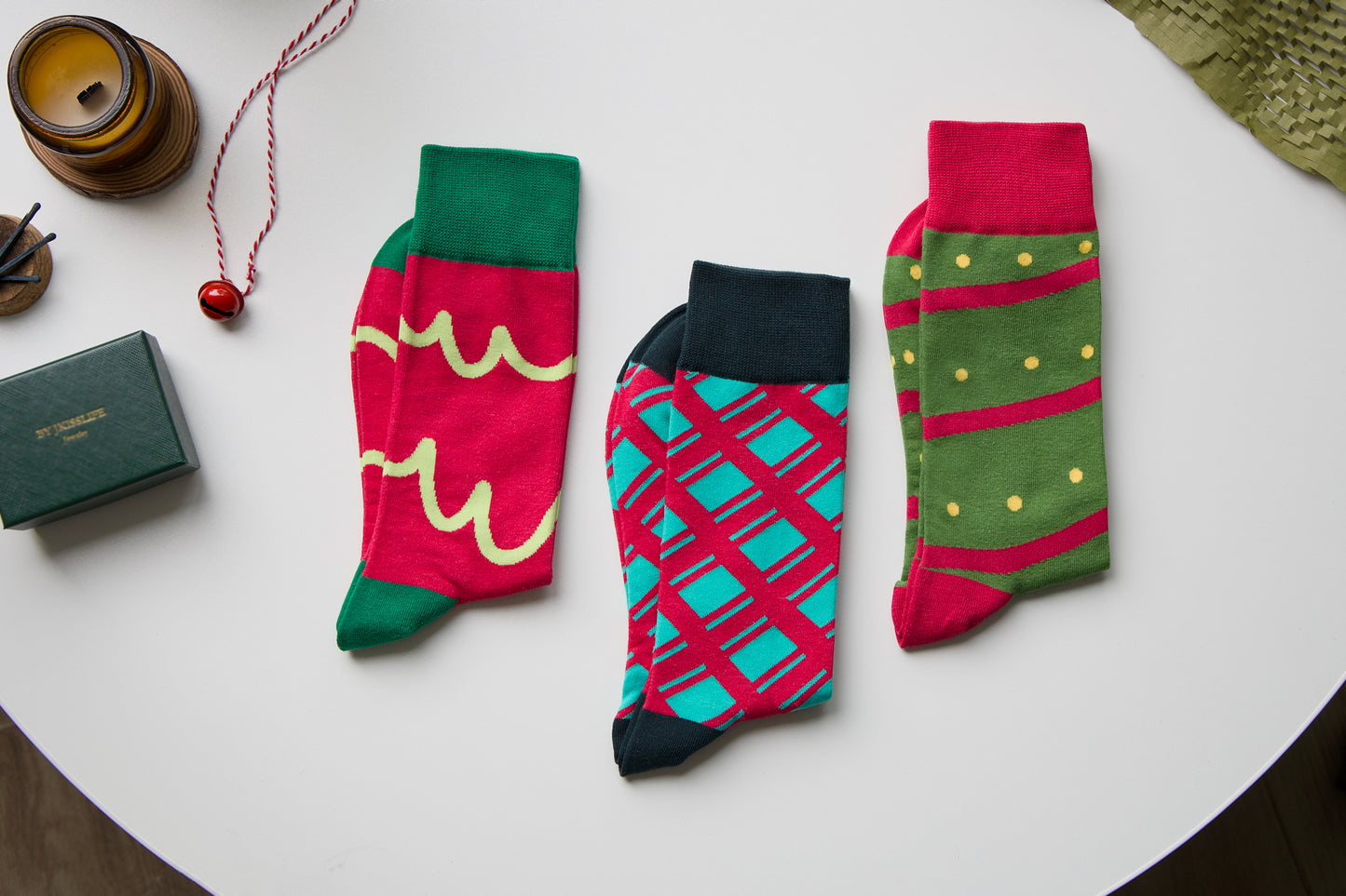 2-Pack Unisex Christmas Cotton Crew Socks – Festive Holiday Style