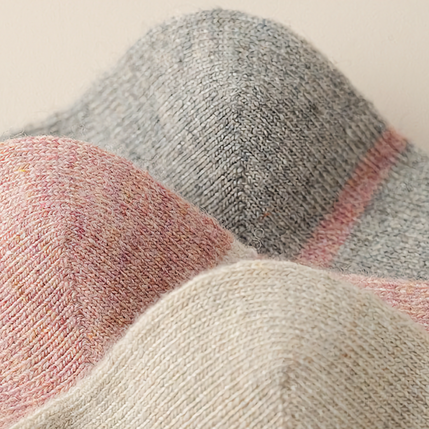 2-Pack Women's Wool Socks - Retro, Heart Embroidery, Warm & Cozy