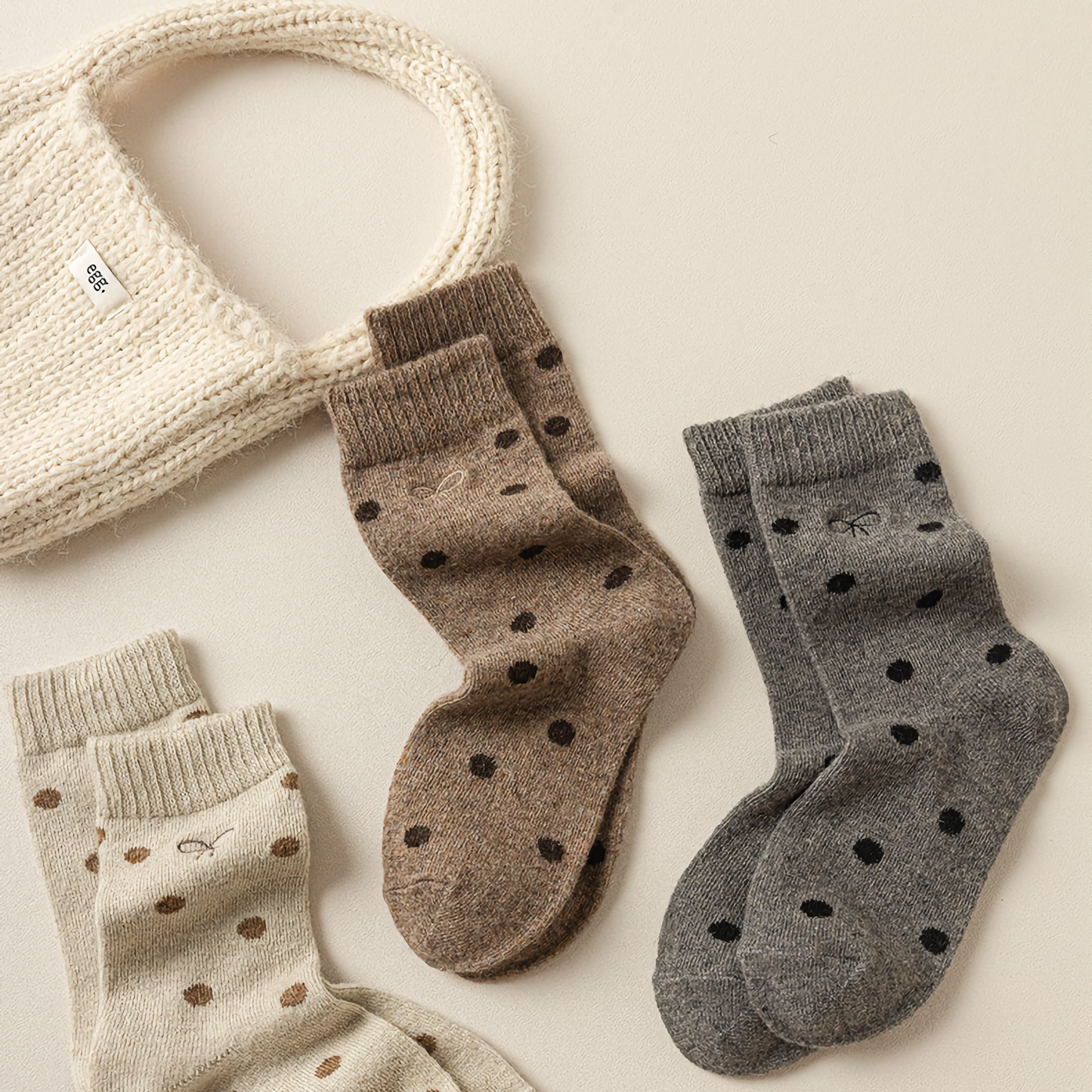 2-Pack Winter Wool Crew Socks for Women - Embroidered Bow & Polka Dot Design