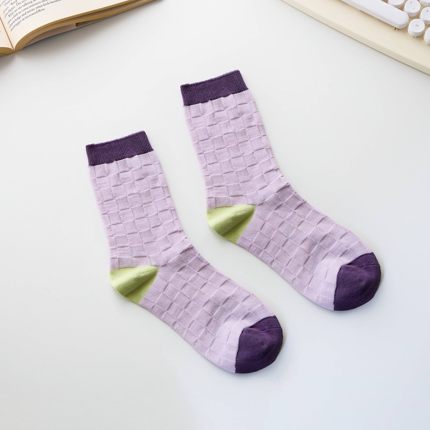 2-Pack Women’s Cotton Checkerboard Crew Socks – Soft Knit