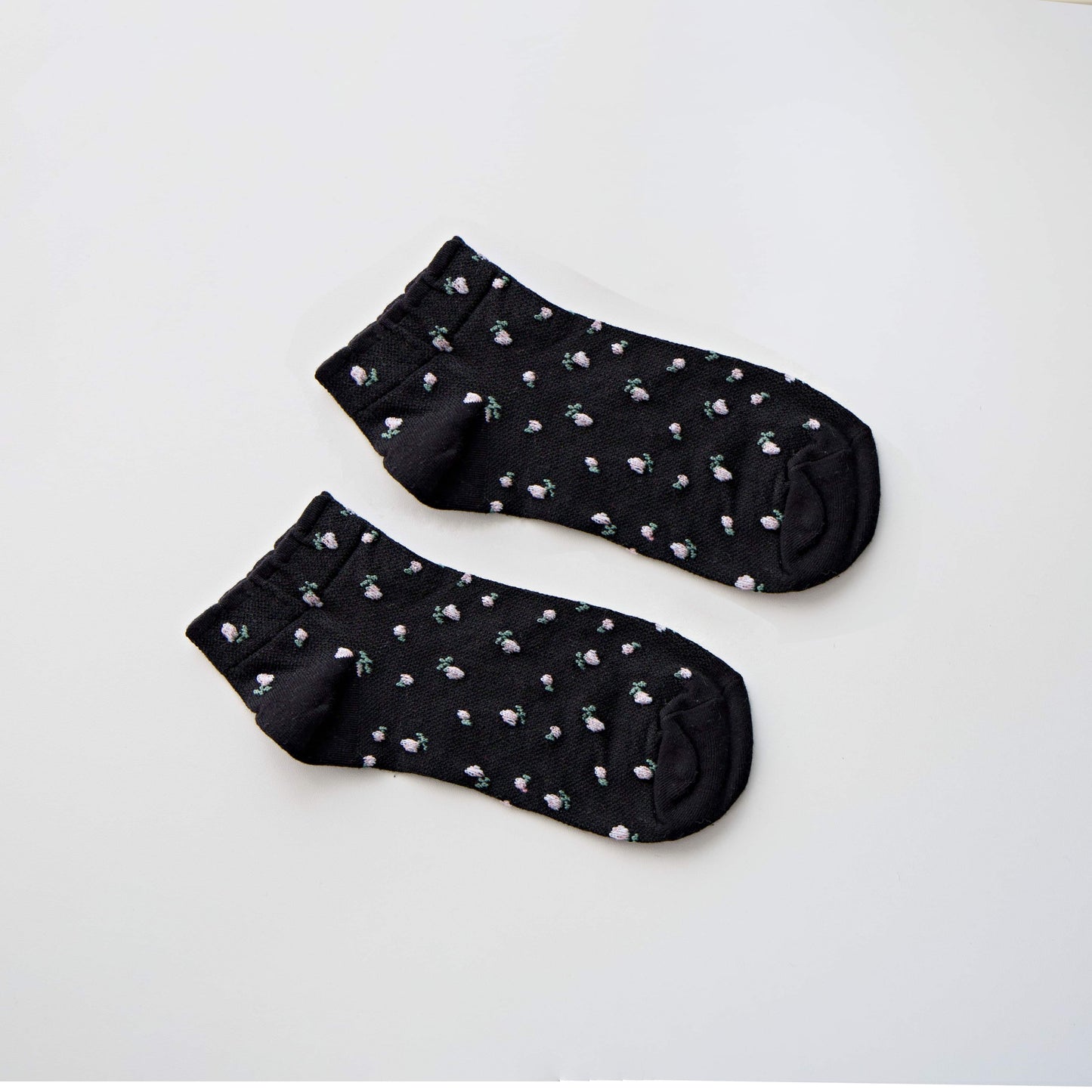 2-Pack Women’s Cotton Floral Ankle Socks – Soft Everyday